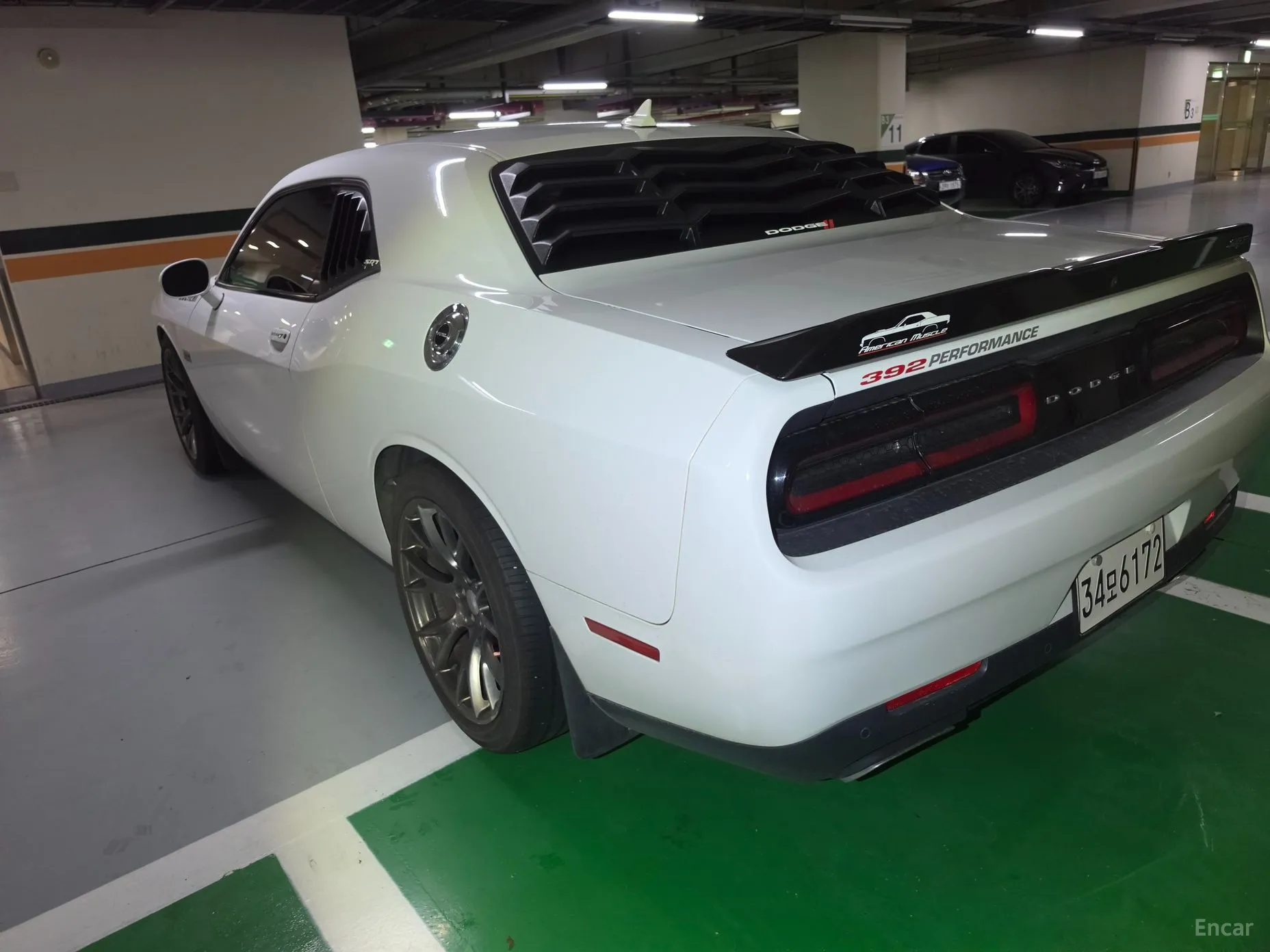 Dodge Challenger превью 5