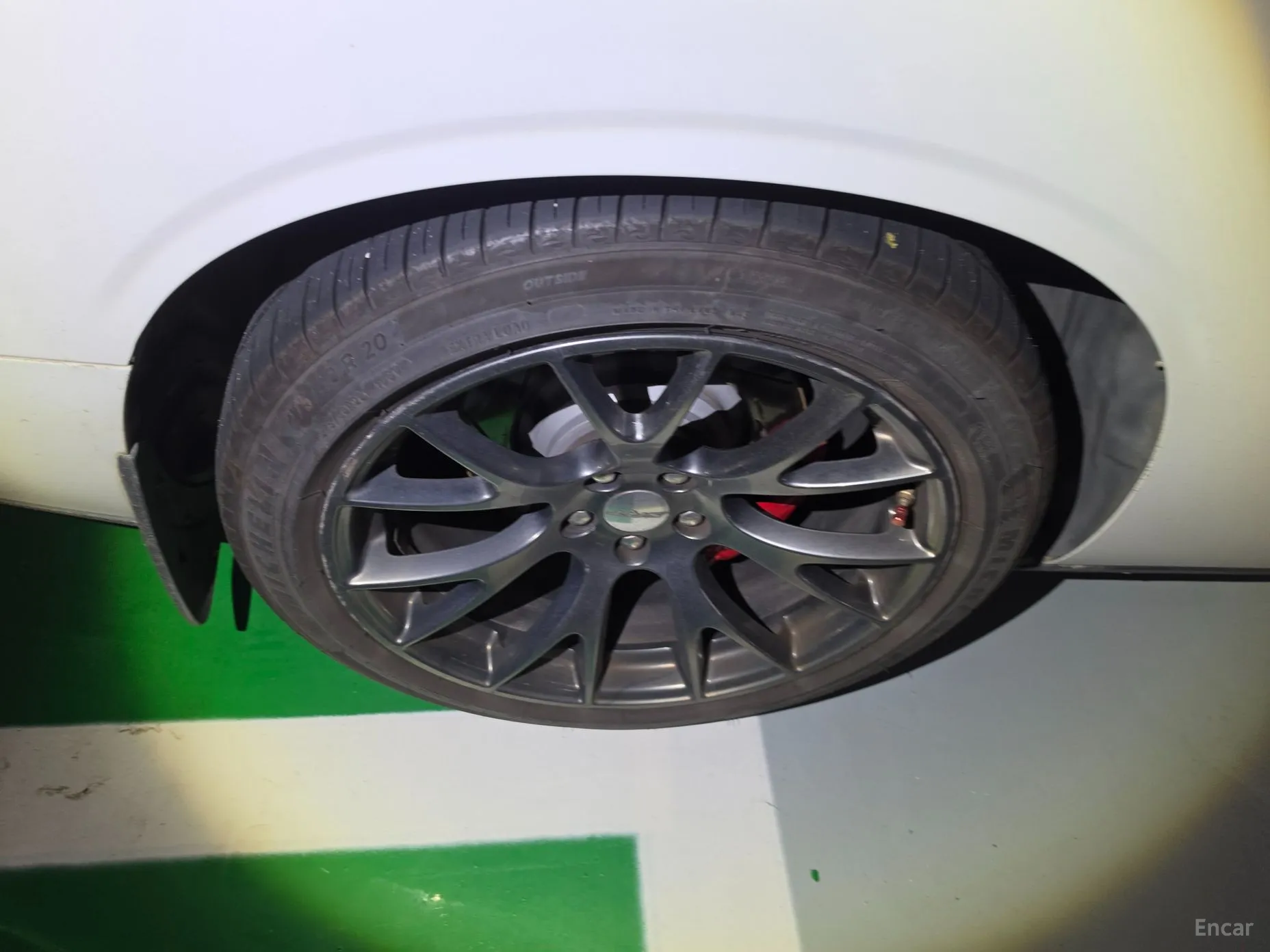 Dodge Challenger превью 8