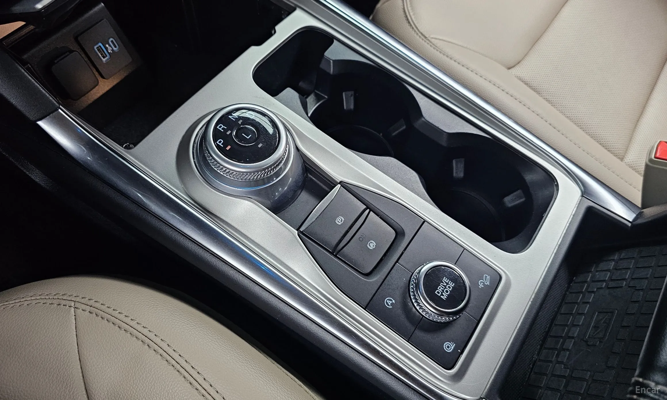 Ford Explorer 6th Generation превью 9