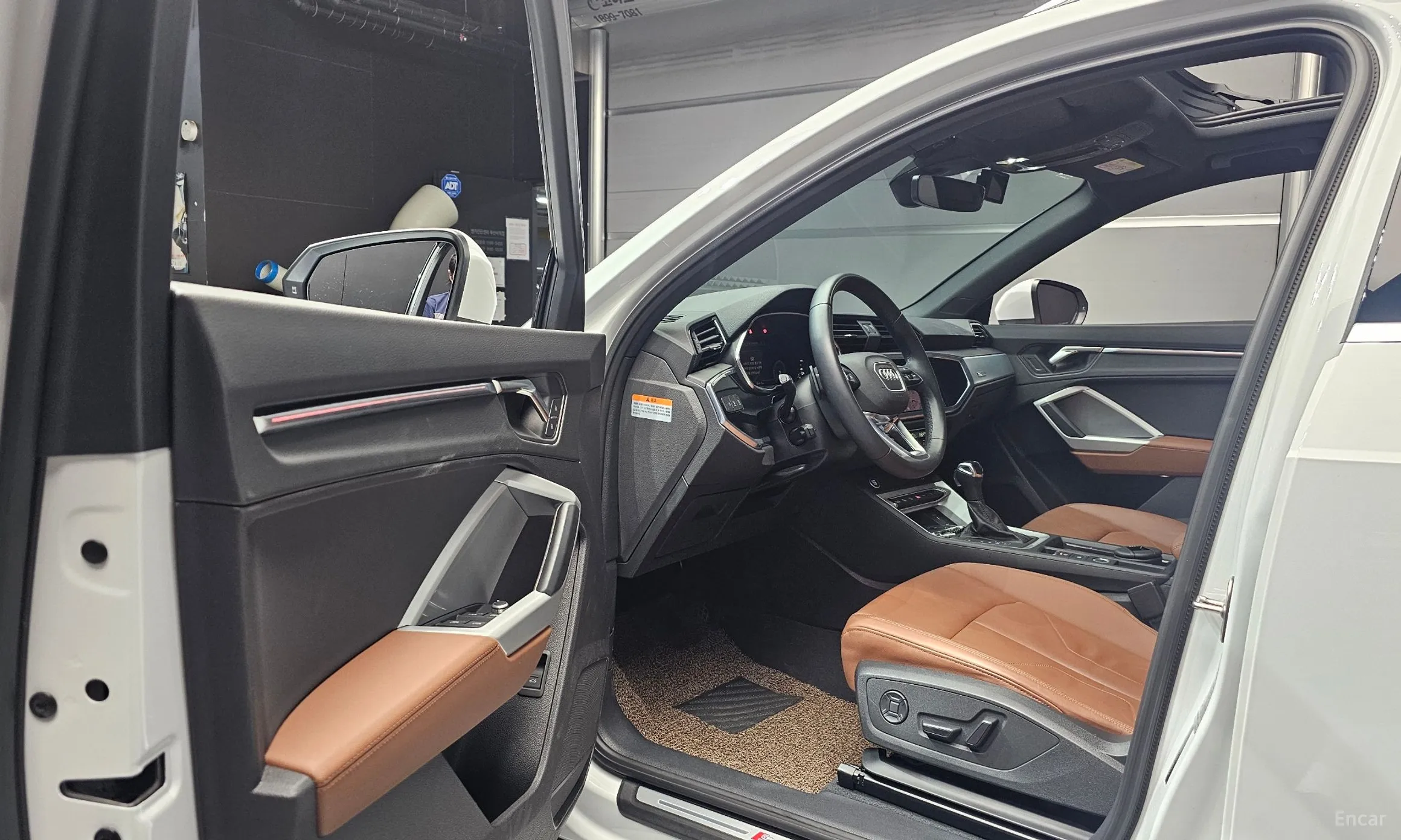 Audi Q3 (F3) превью 10