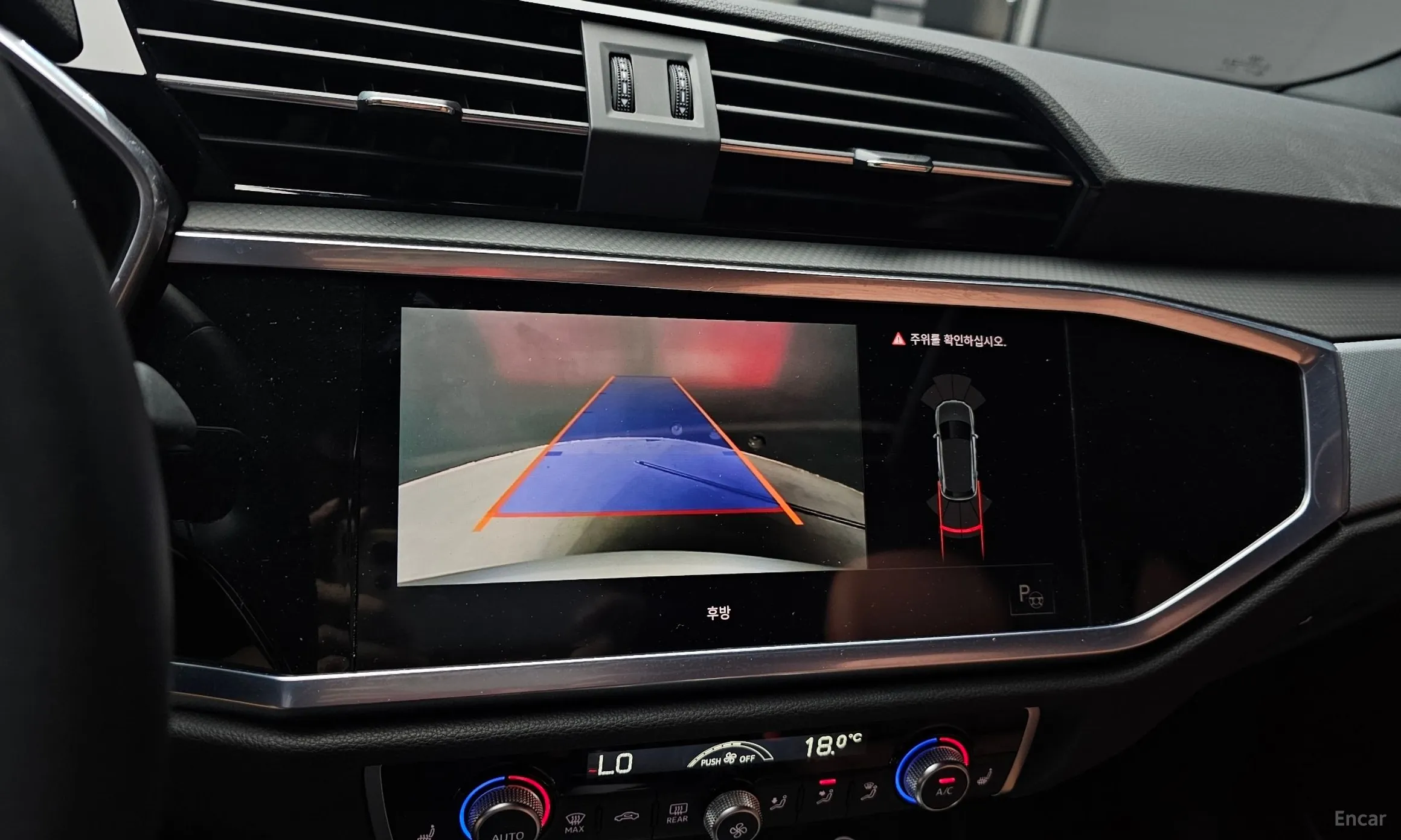 Audi Q3 (F3) превью 14