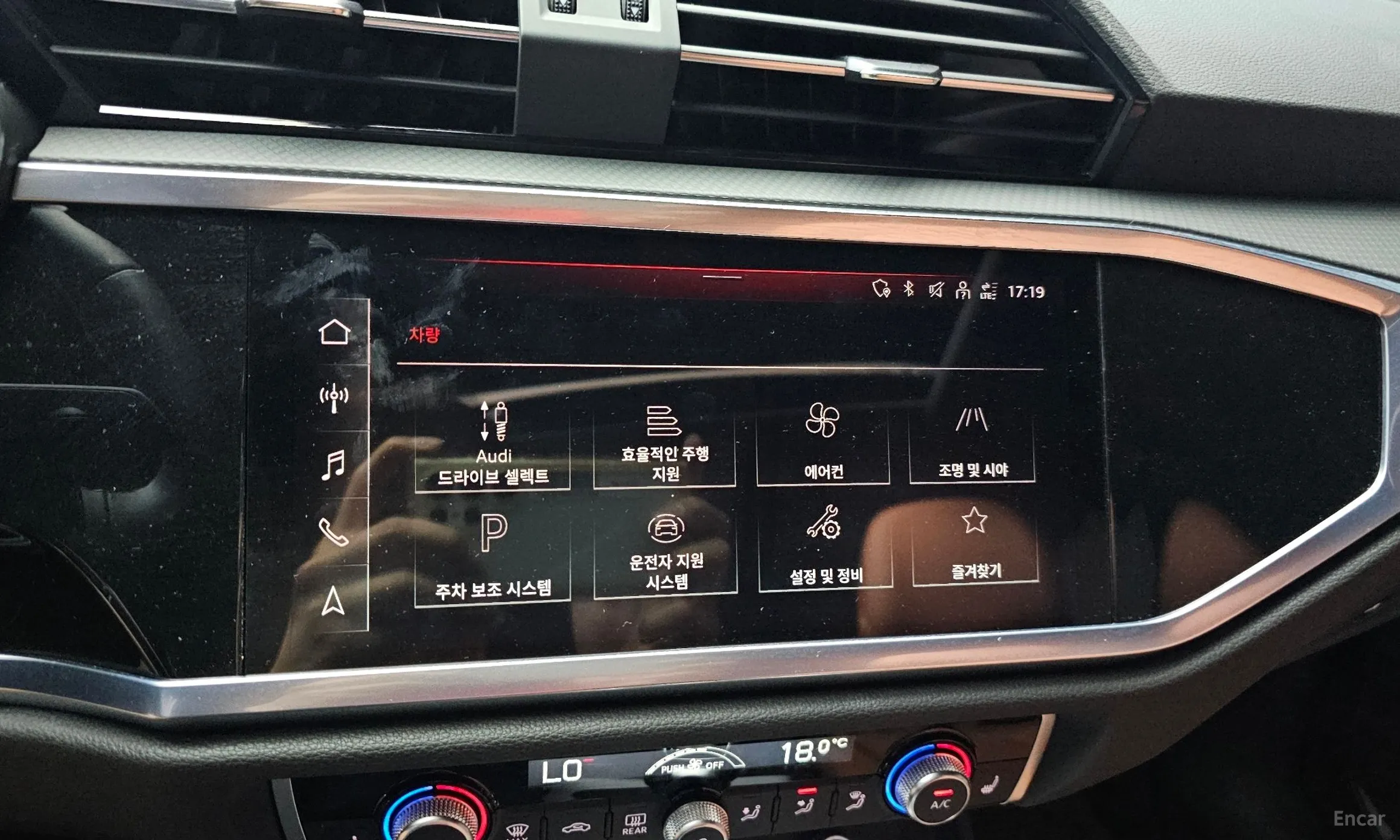 Audi Q3 (F3) превью 16