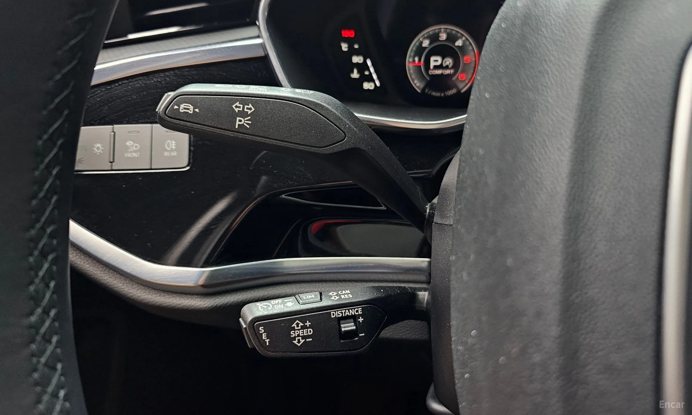 Audi Q3 (F3) превью 18