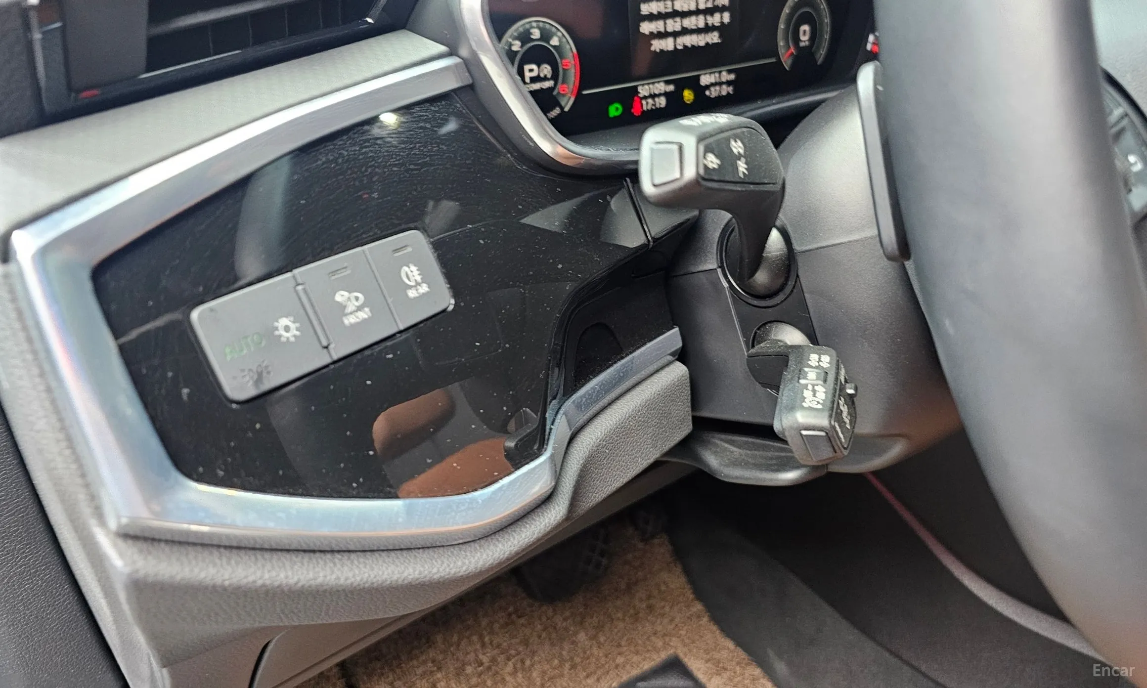 Audi Q3 (F3) превью 20
