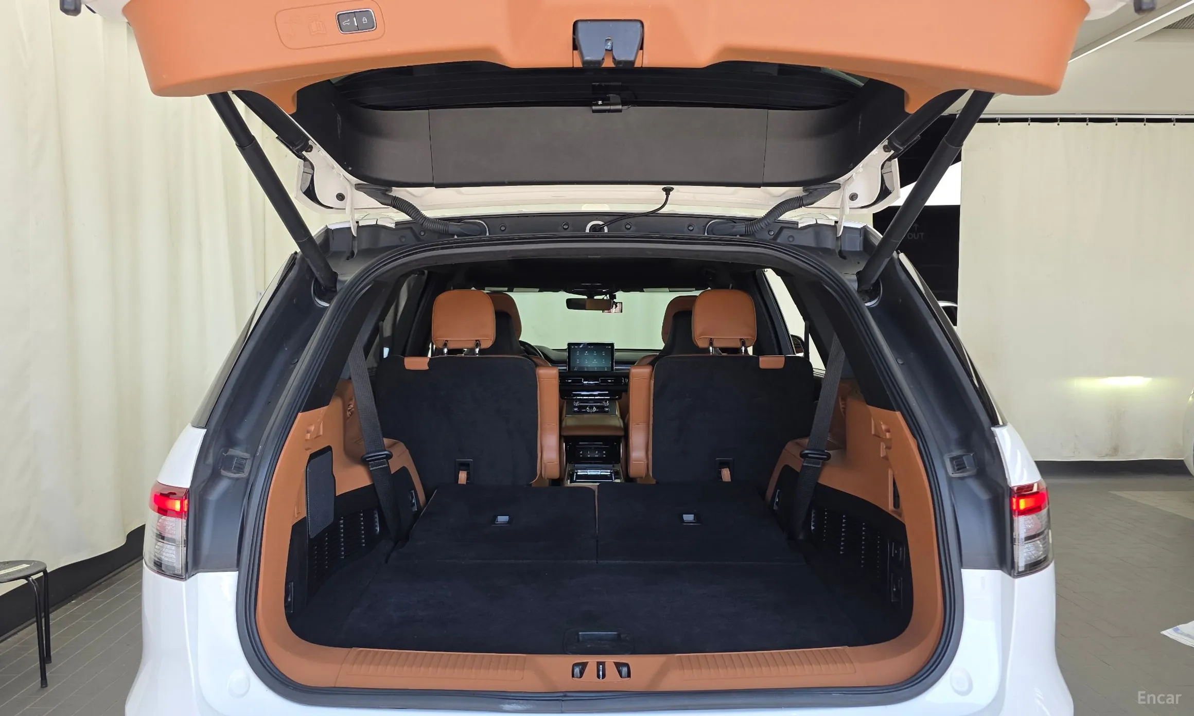 Lincoln Aviator 2nd Generation превью 20