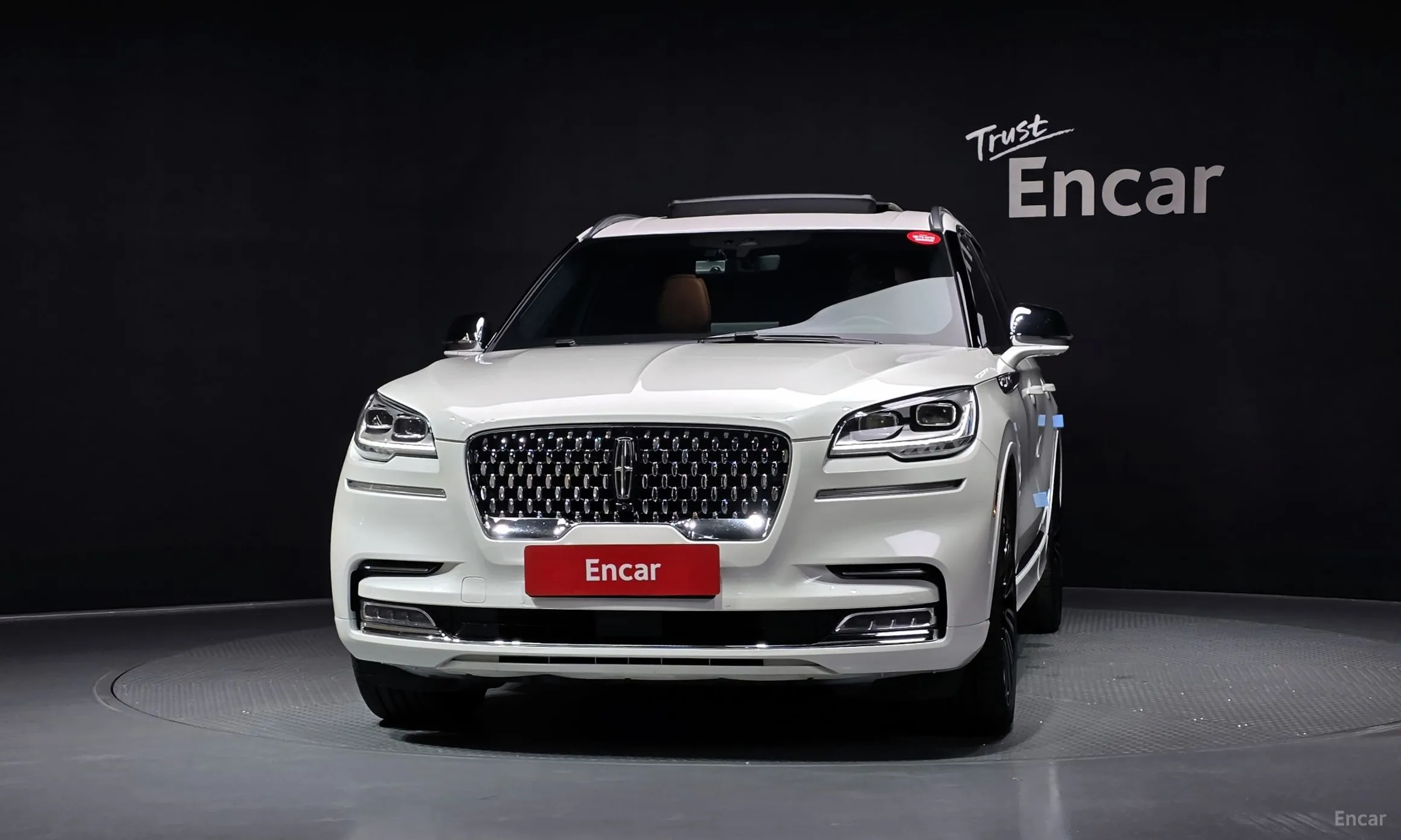 Lincoln Aviator 2nd Generation превью 3
