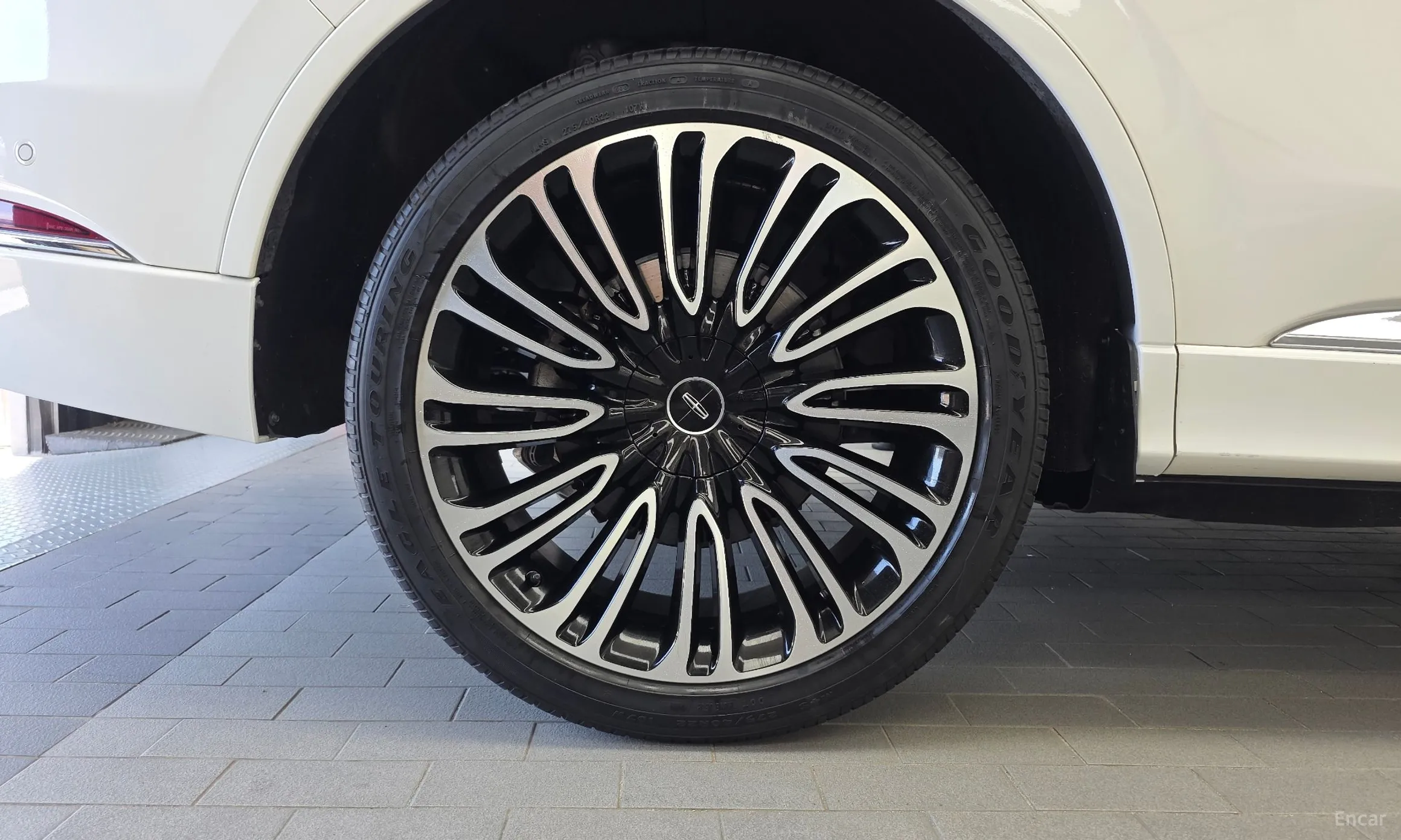 Lincoln Aviator 2nd Generation превью 5