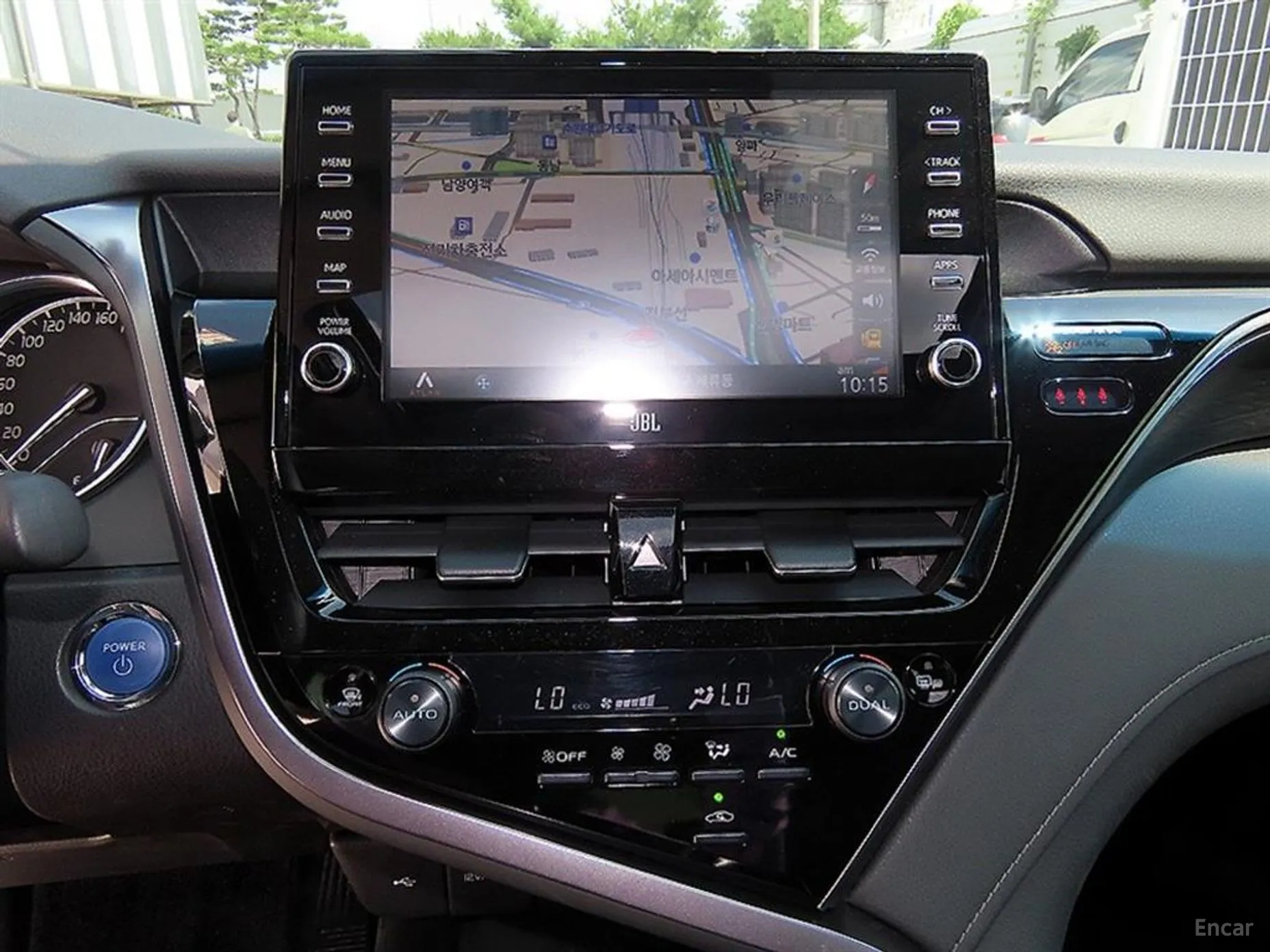 Toyota Camry (XV70) превью 13