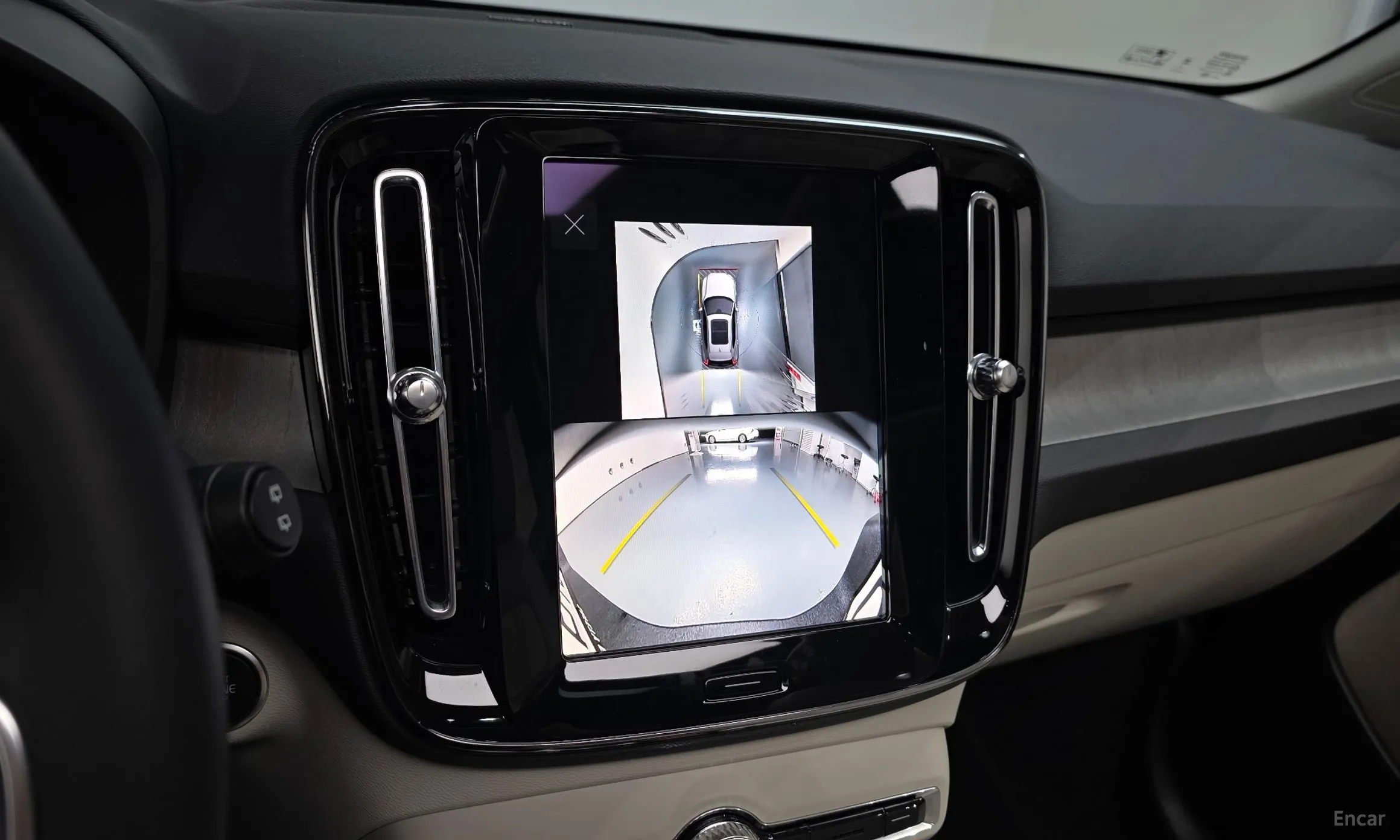 Volvo XC40 превью 14