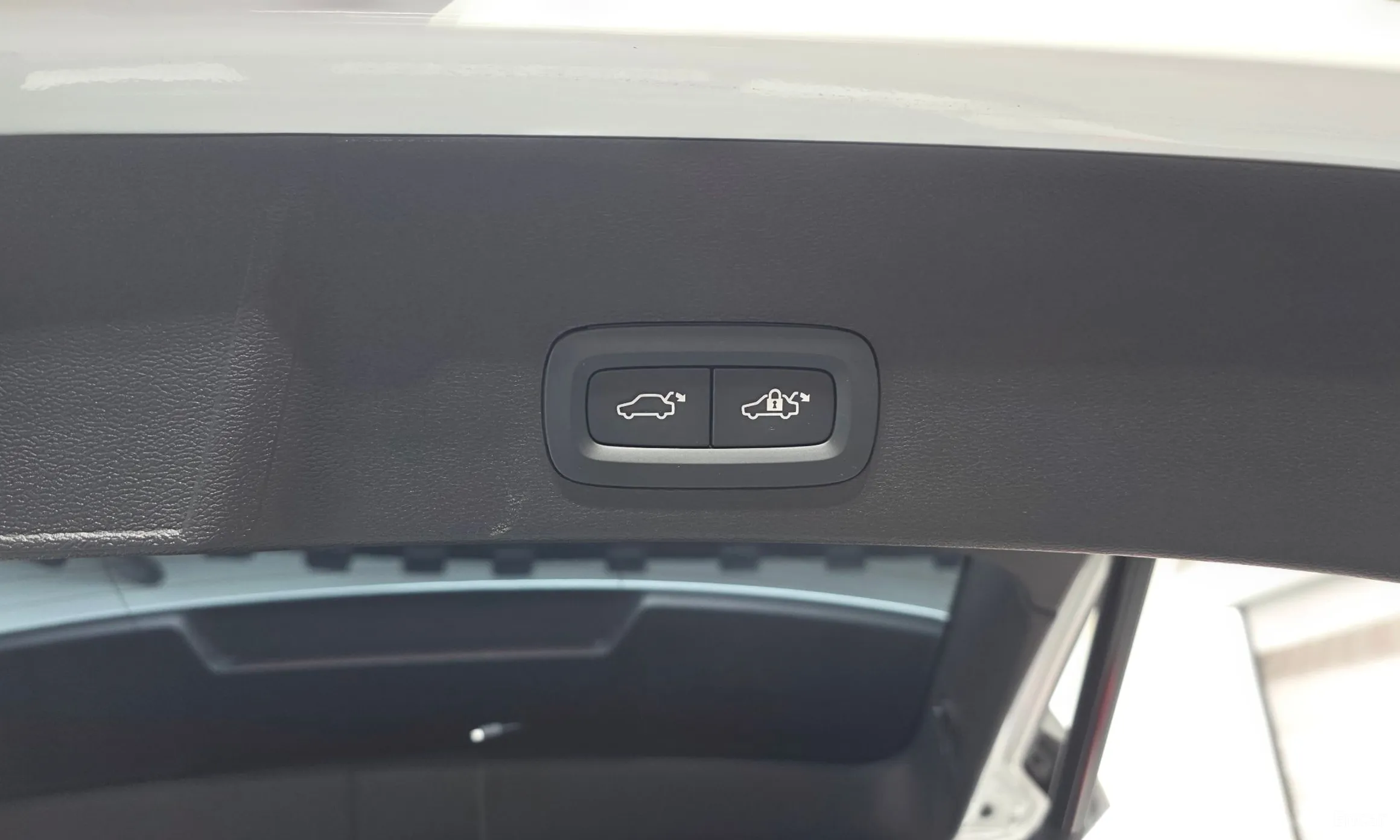 Volvo XC40 превью 19