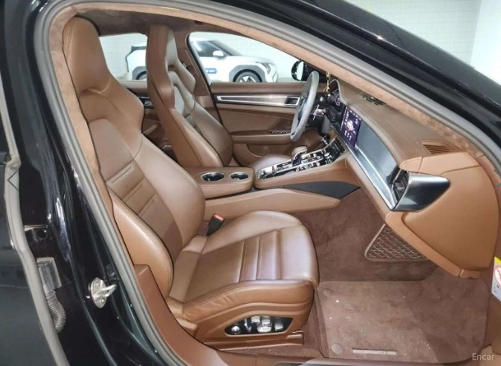 Porsche Panamera (971) превью 8
