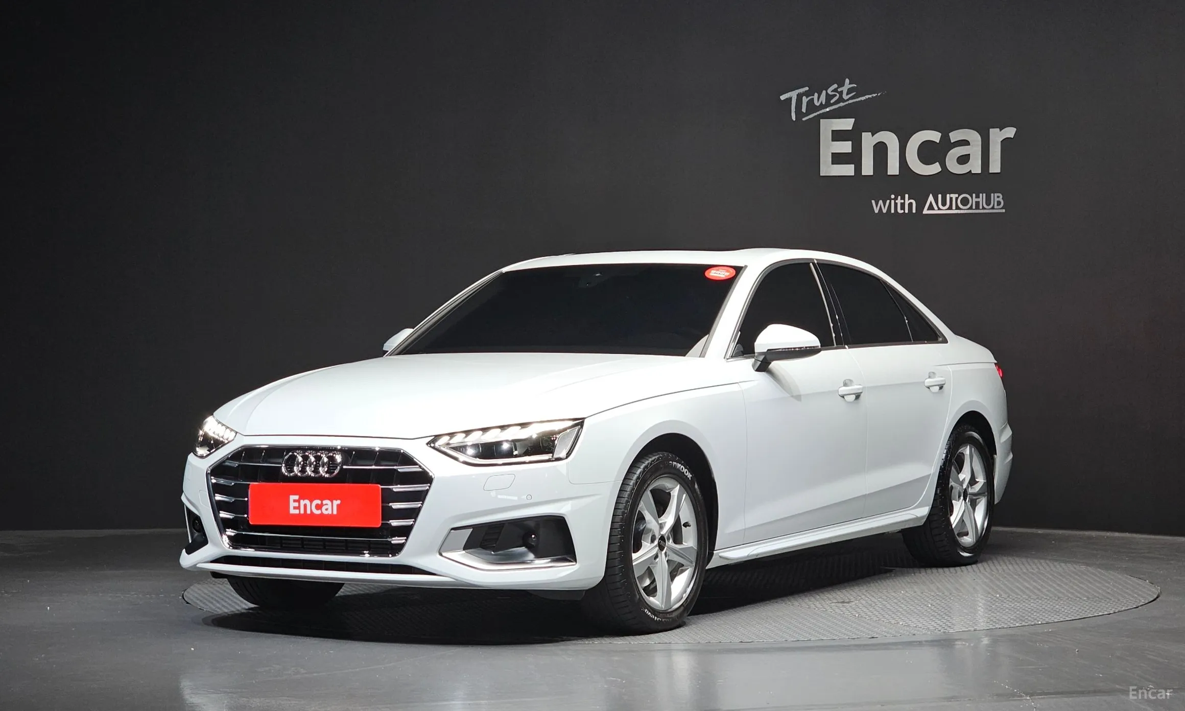 Audi A4 (B9)