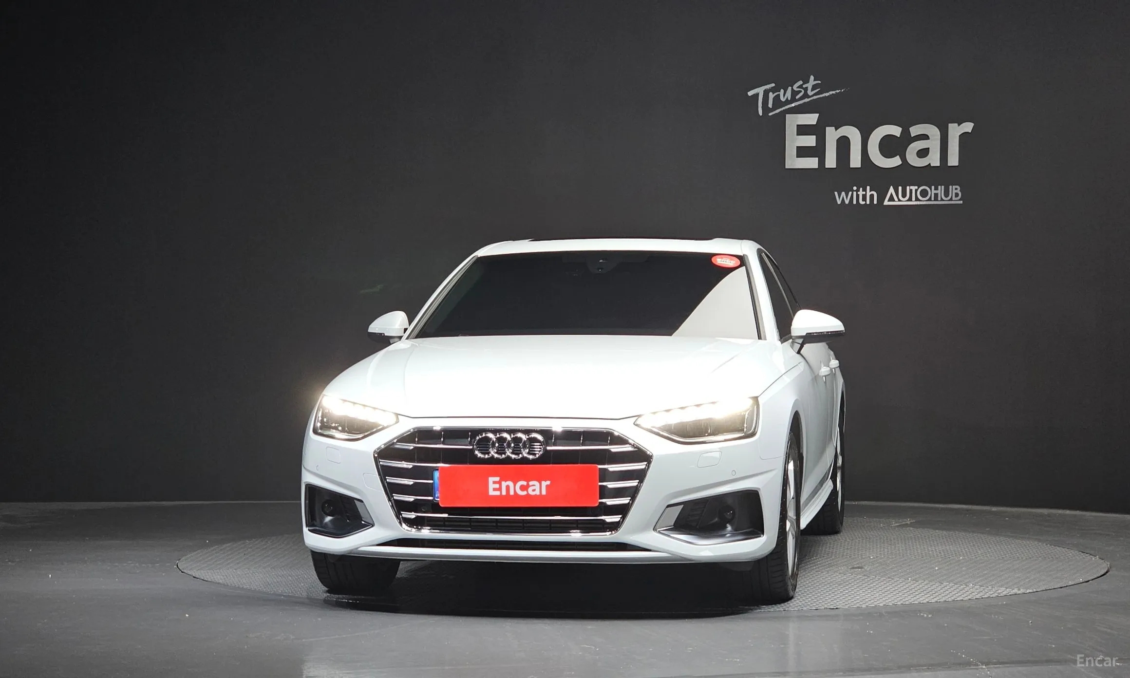 Audi A4 (B9) превью 3