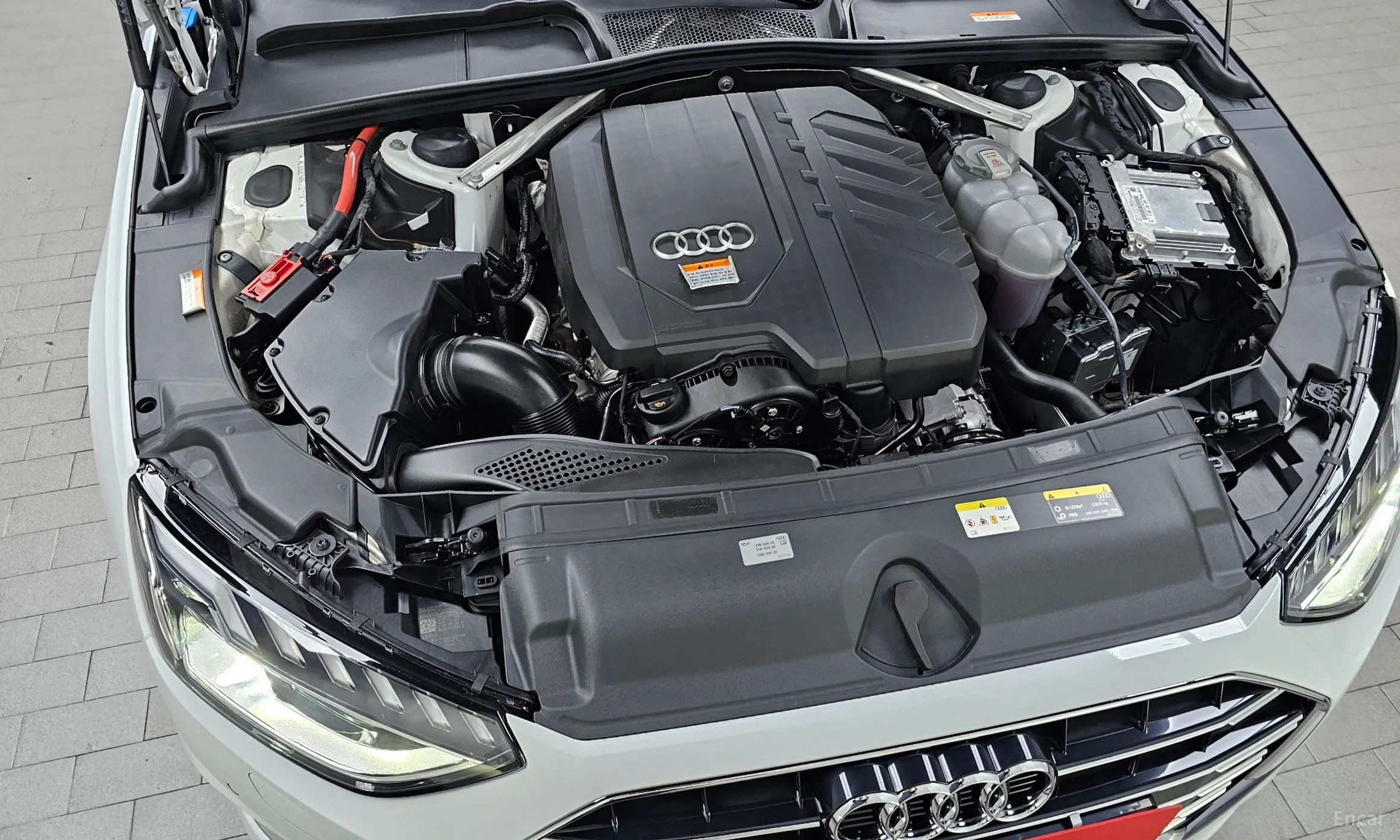 Audi A4 (B9) превью 6