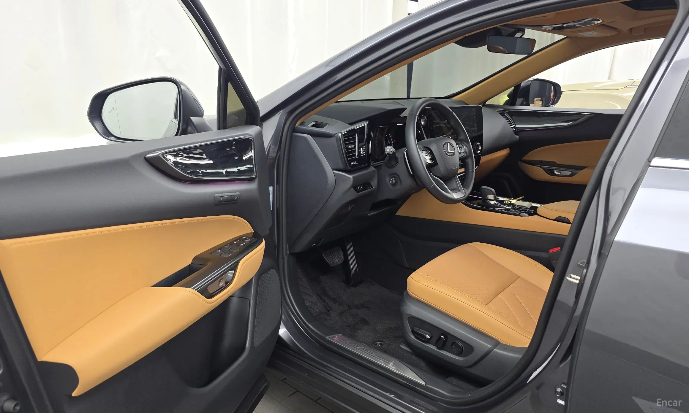 Lexus NX350h Gen 2 превью 10