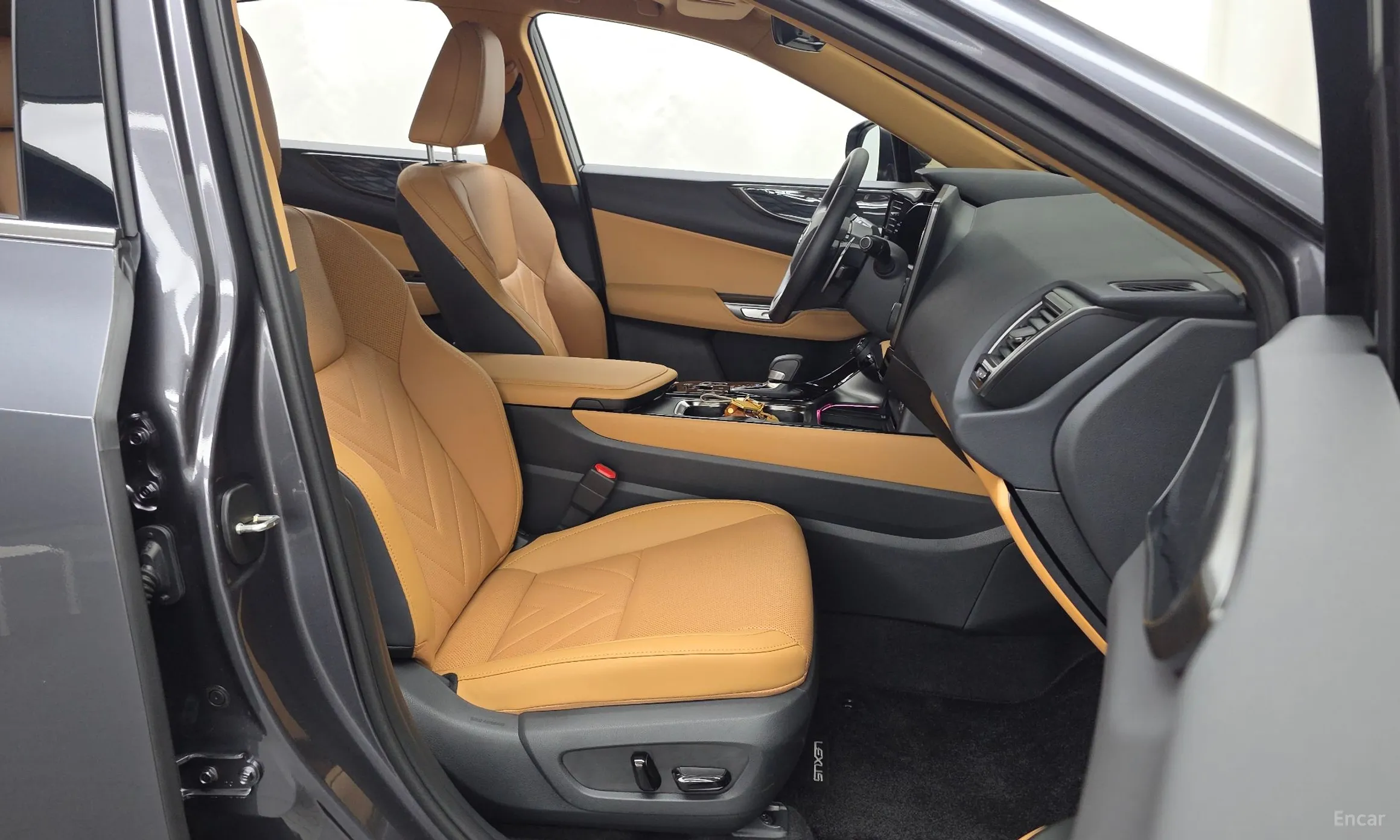Lexus NX350h Gen 2 превью 11