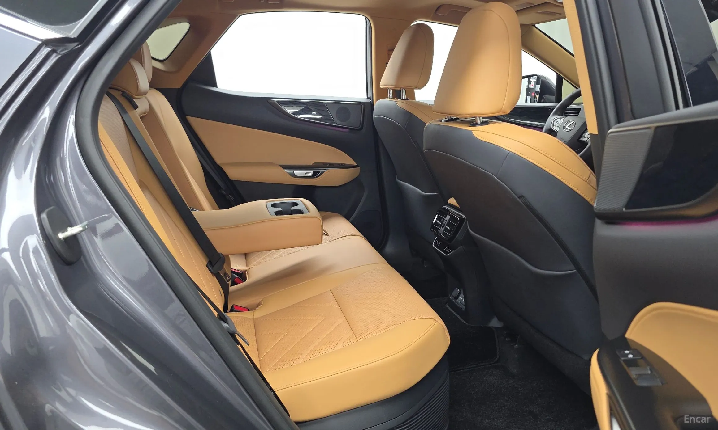 Lexus NX350h Gen 2 превью 12