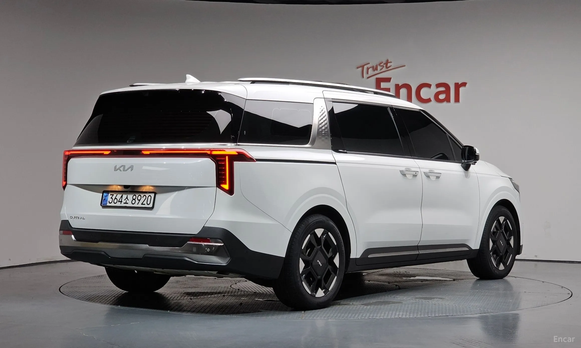 Kia Carnival 4th Generation превью 2