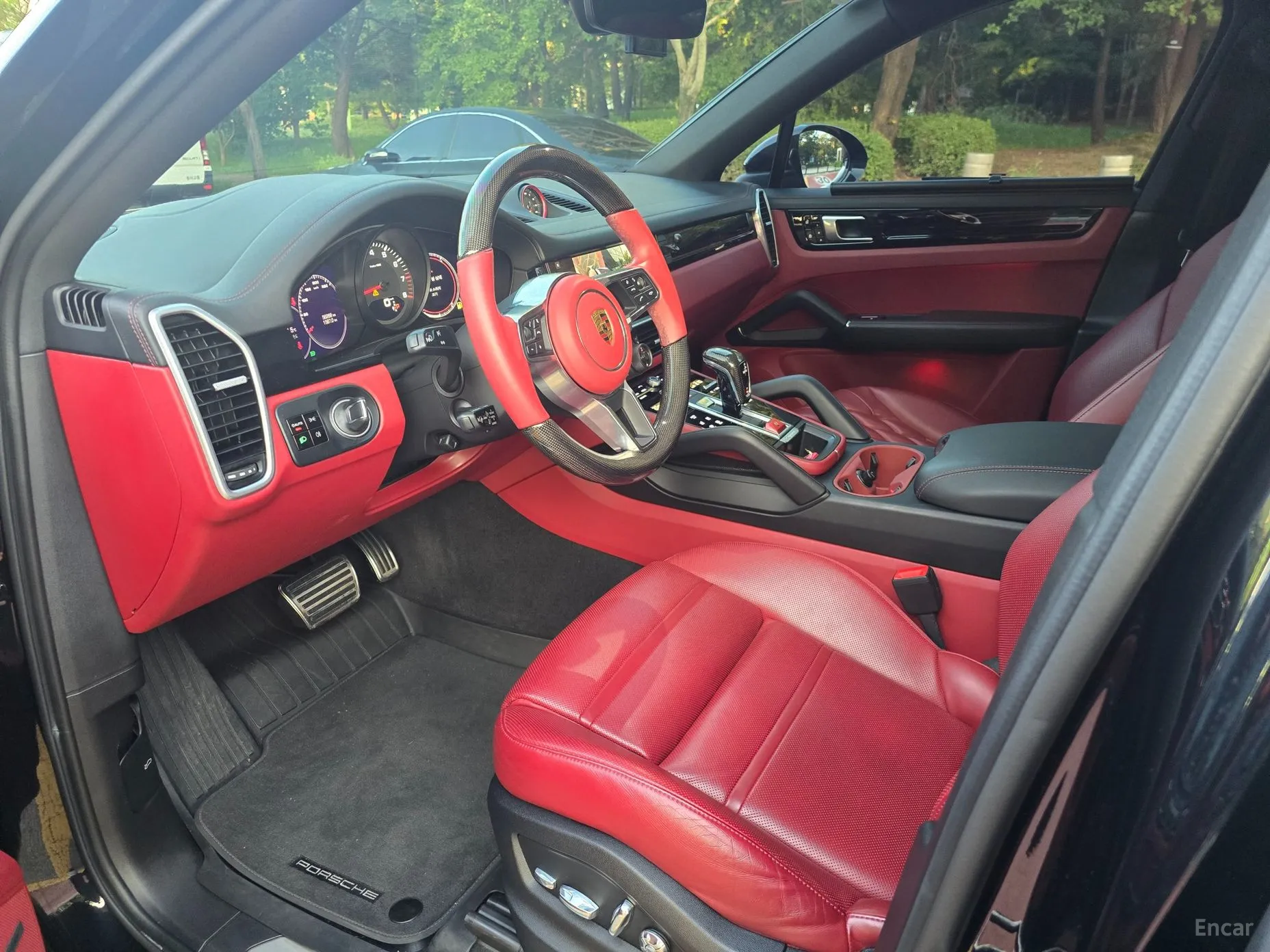 Porsche Cayenne (PO536) превью 7