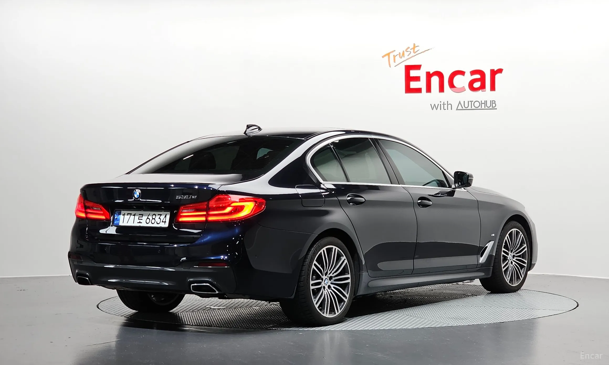 BMW 5 Series (G30)