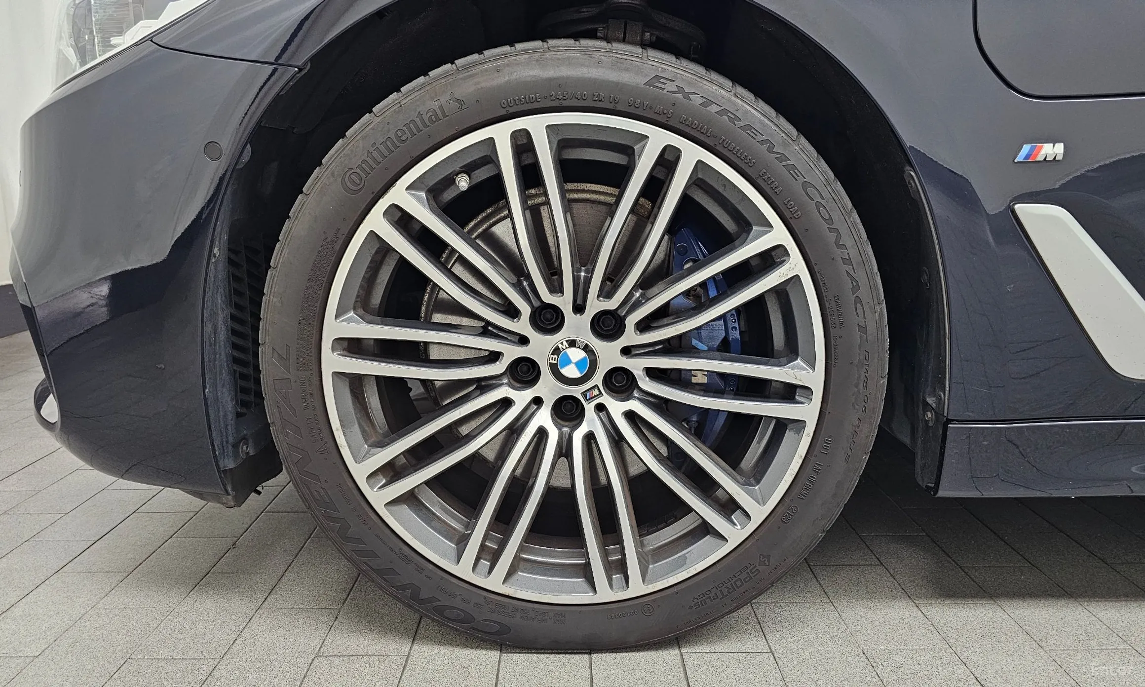 BMW 5 Series (G30) превью 5