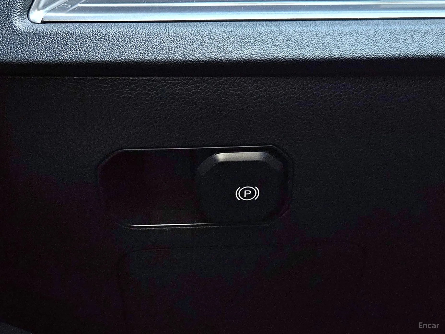 KG Mobility (SsangYong) Torres превью 18