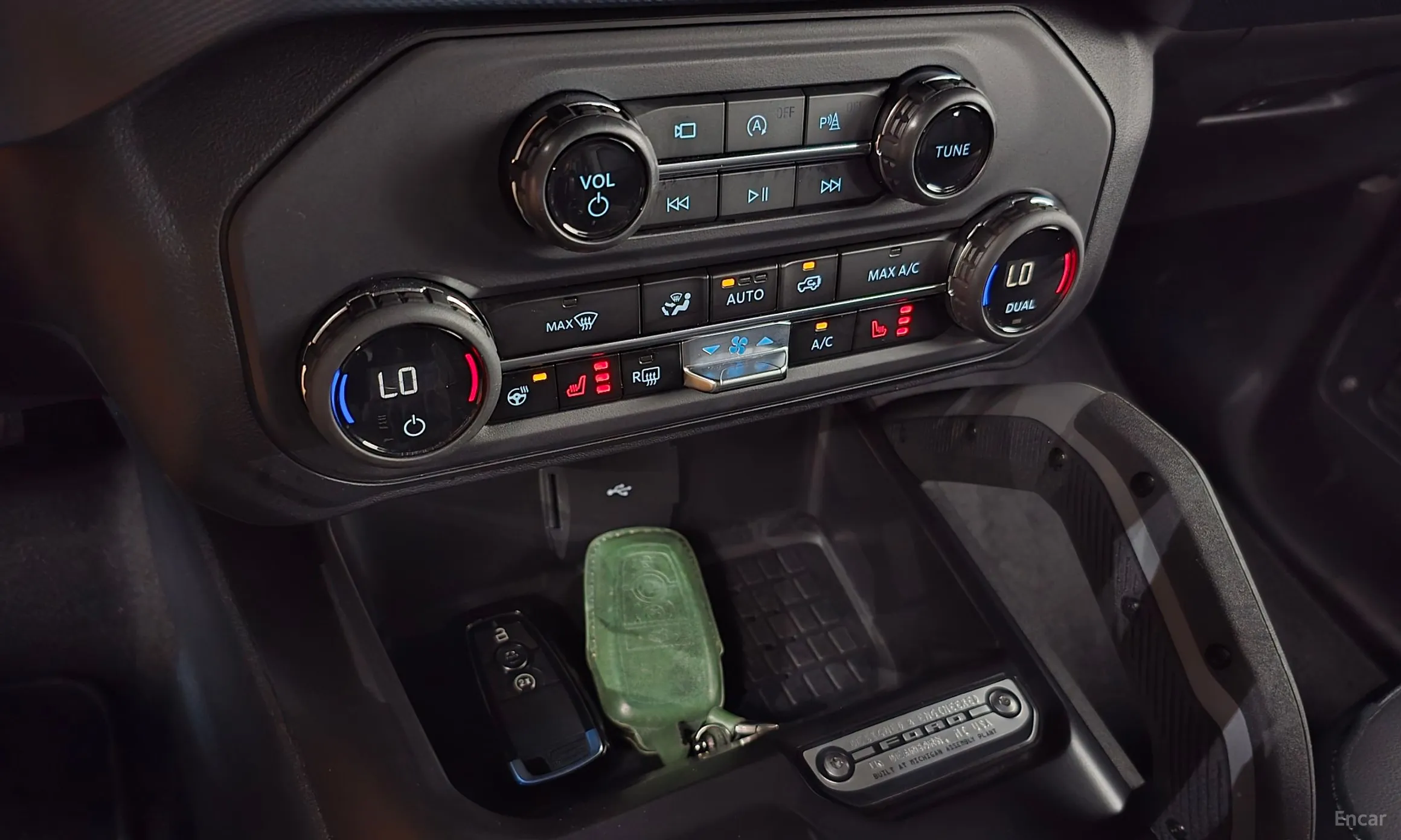 Ford Bronco 6th Generation превью 18