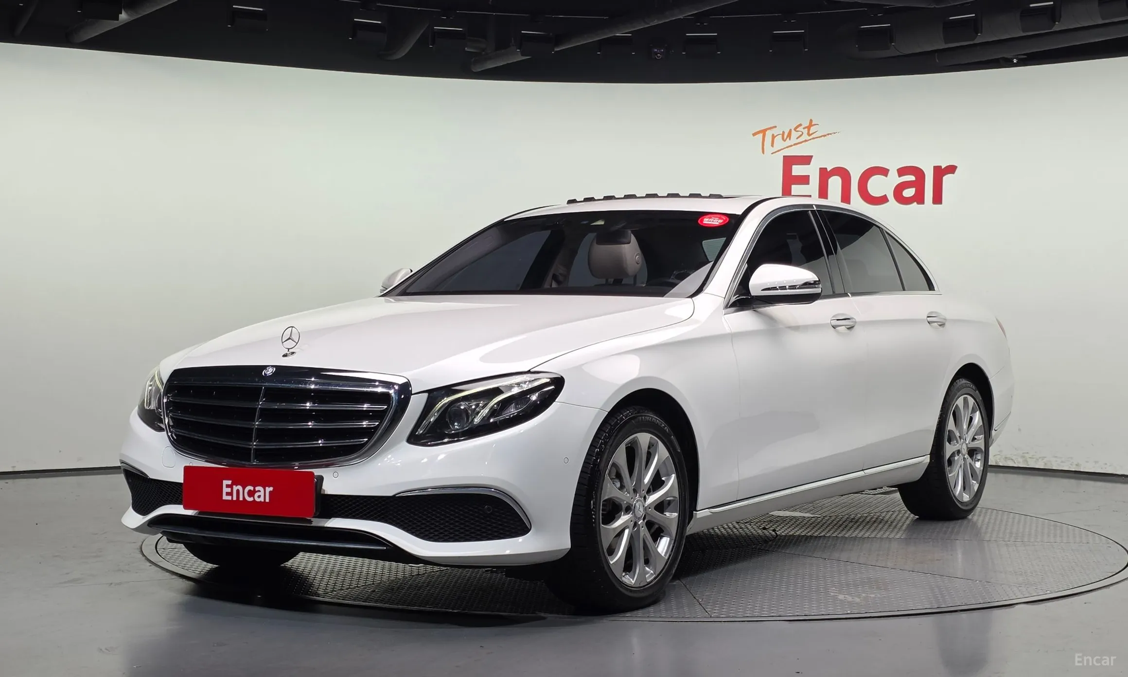 Mercedes Benz E-Class W213