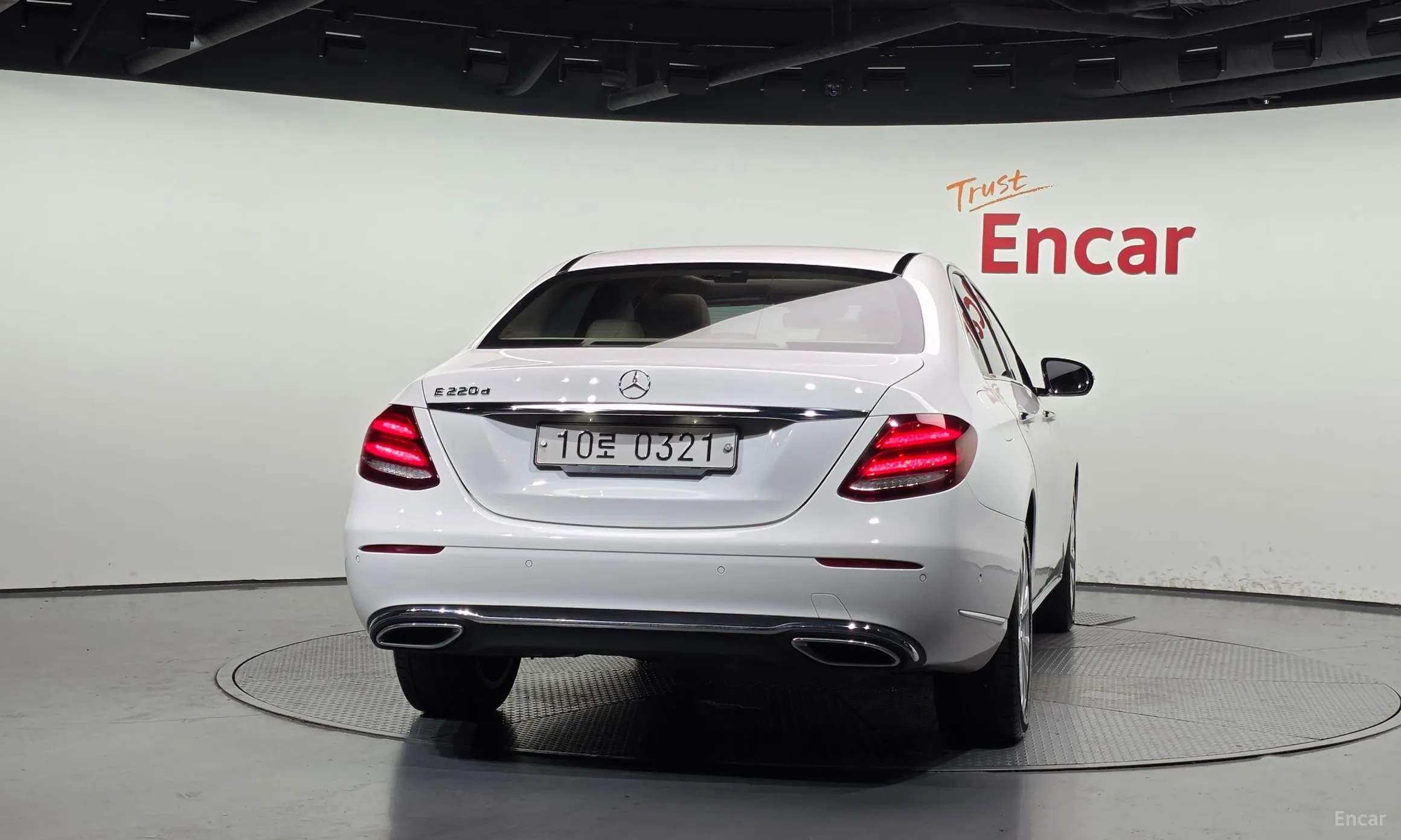 Mercedes Benz E-Class W213 превью 4