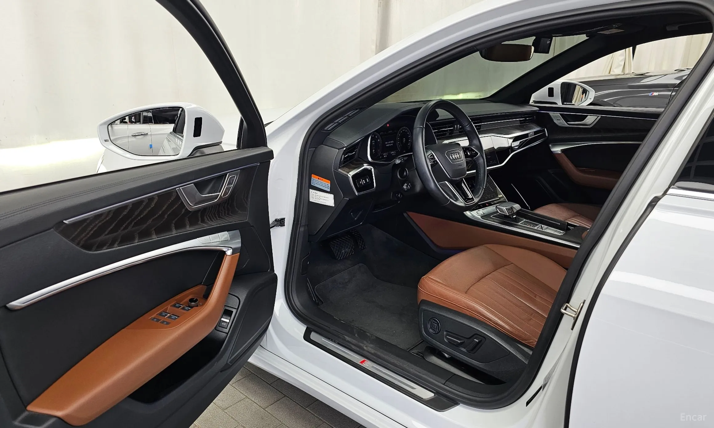 Audi A6 (C8) превью 10