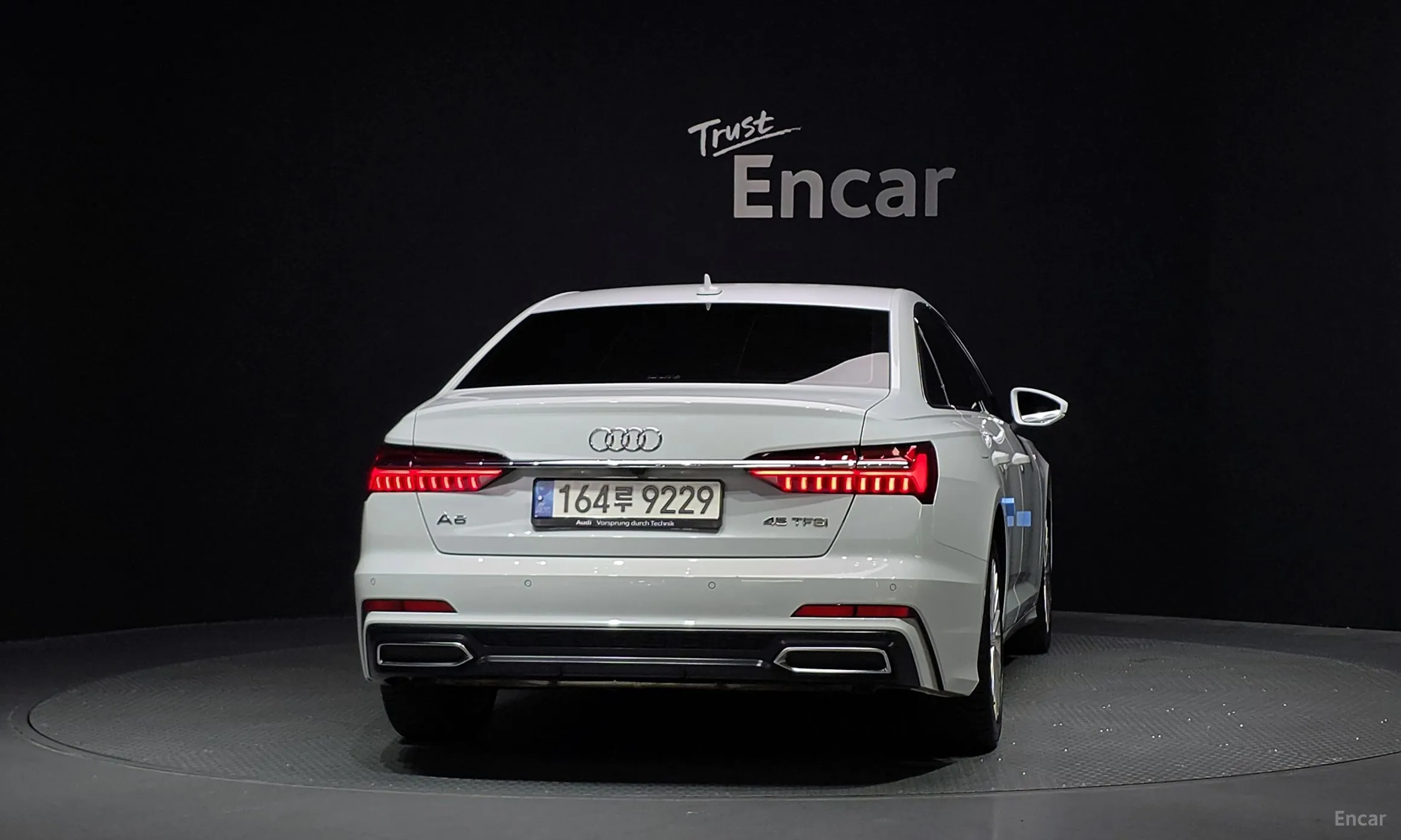 Audi A6 (C8) превью 4
