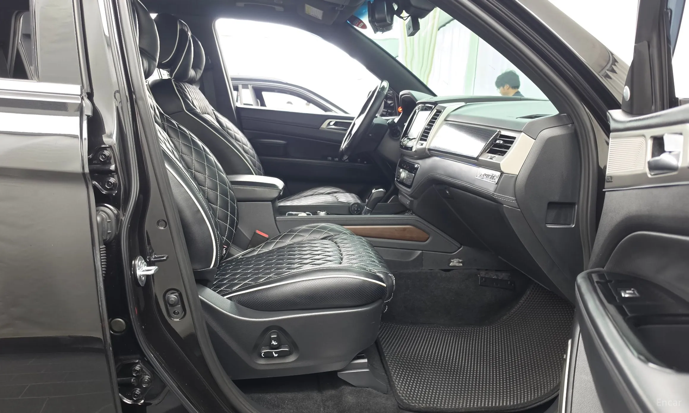 KG Mobility (SsangYong) G4 Rexton превью 11