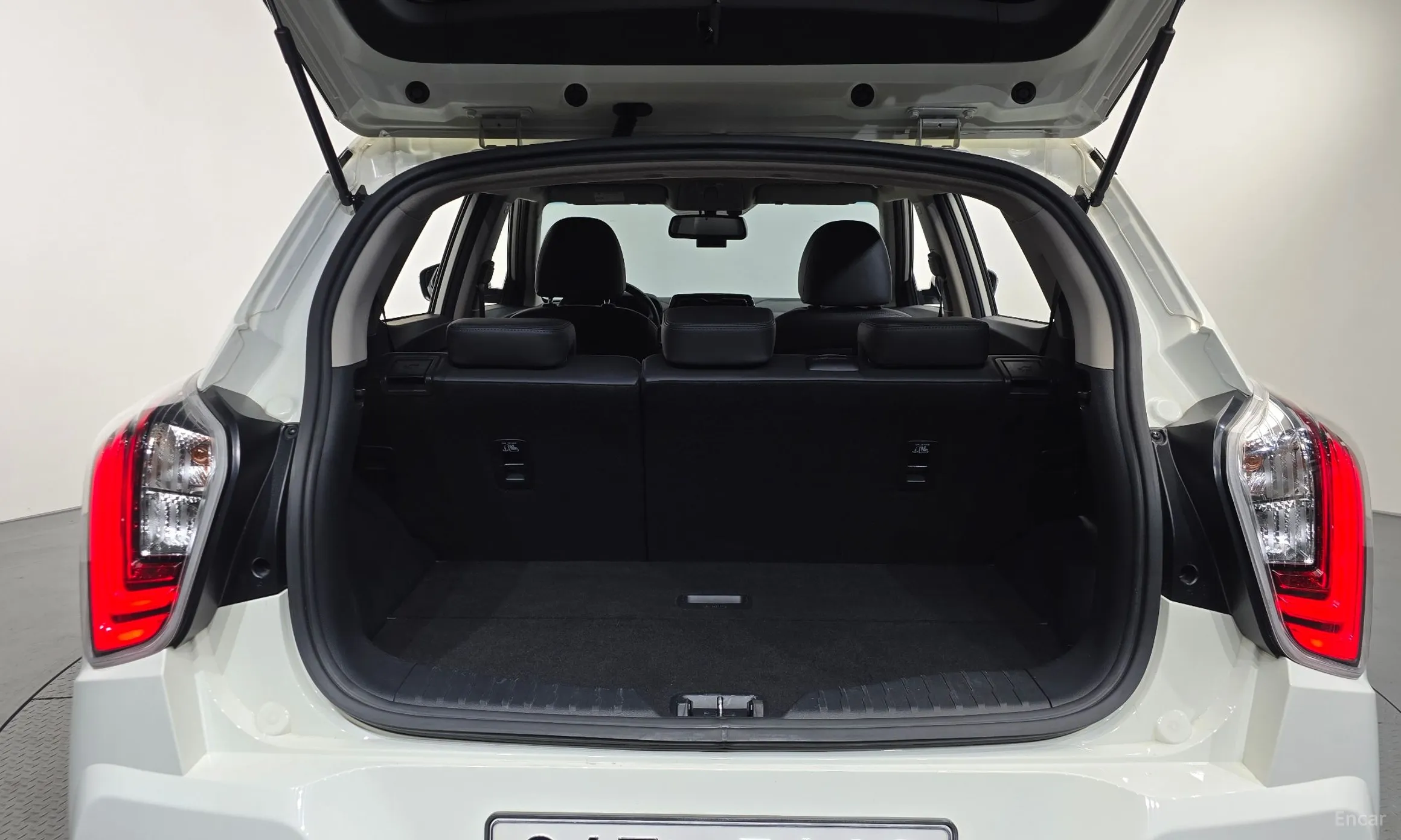 KG Mobility (SsangYong) Berry New Tivoli превью 16