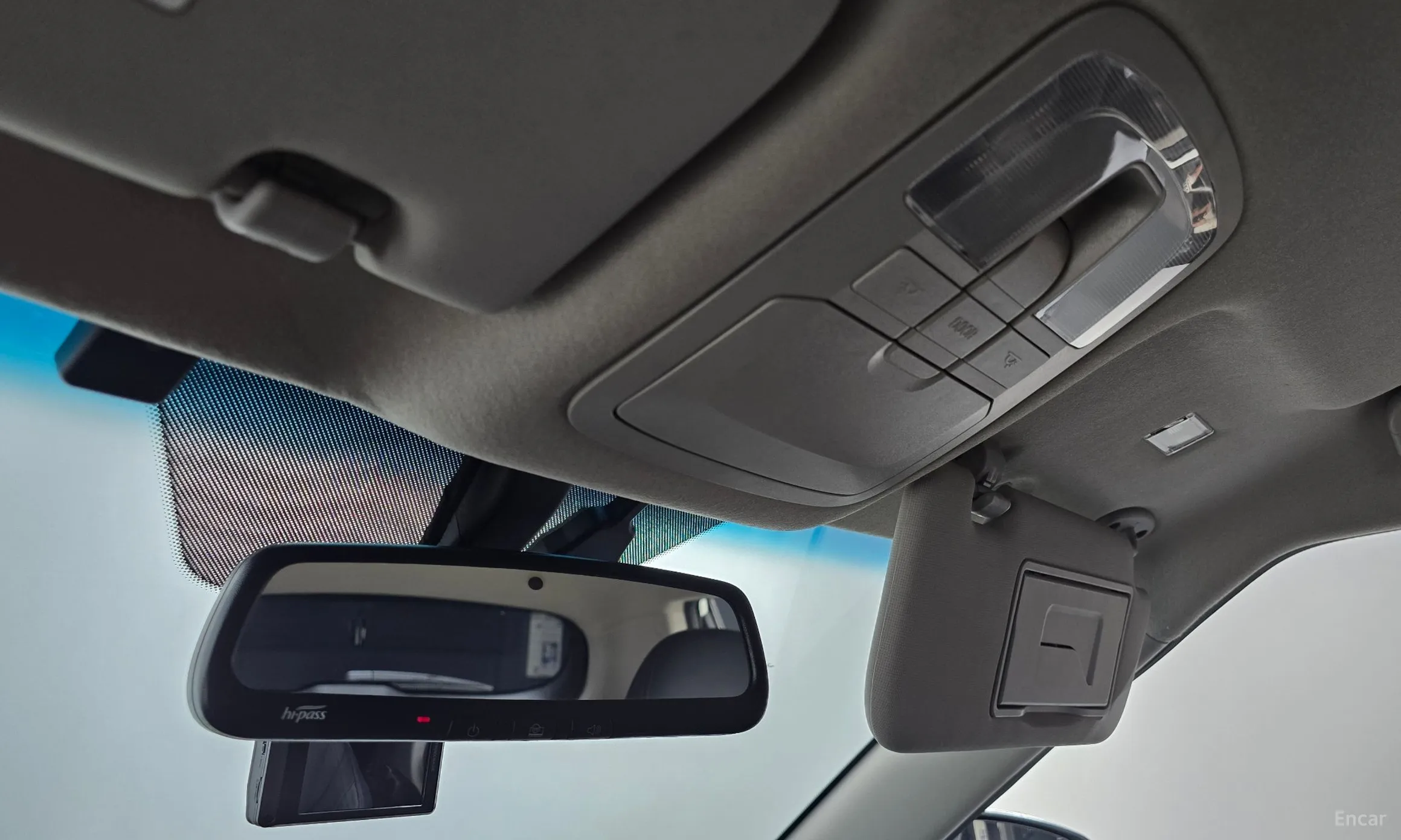 KG Mobility (SsangYong) Berry New Tivoli превью 17