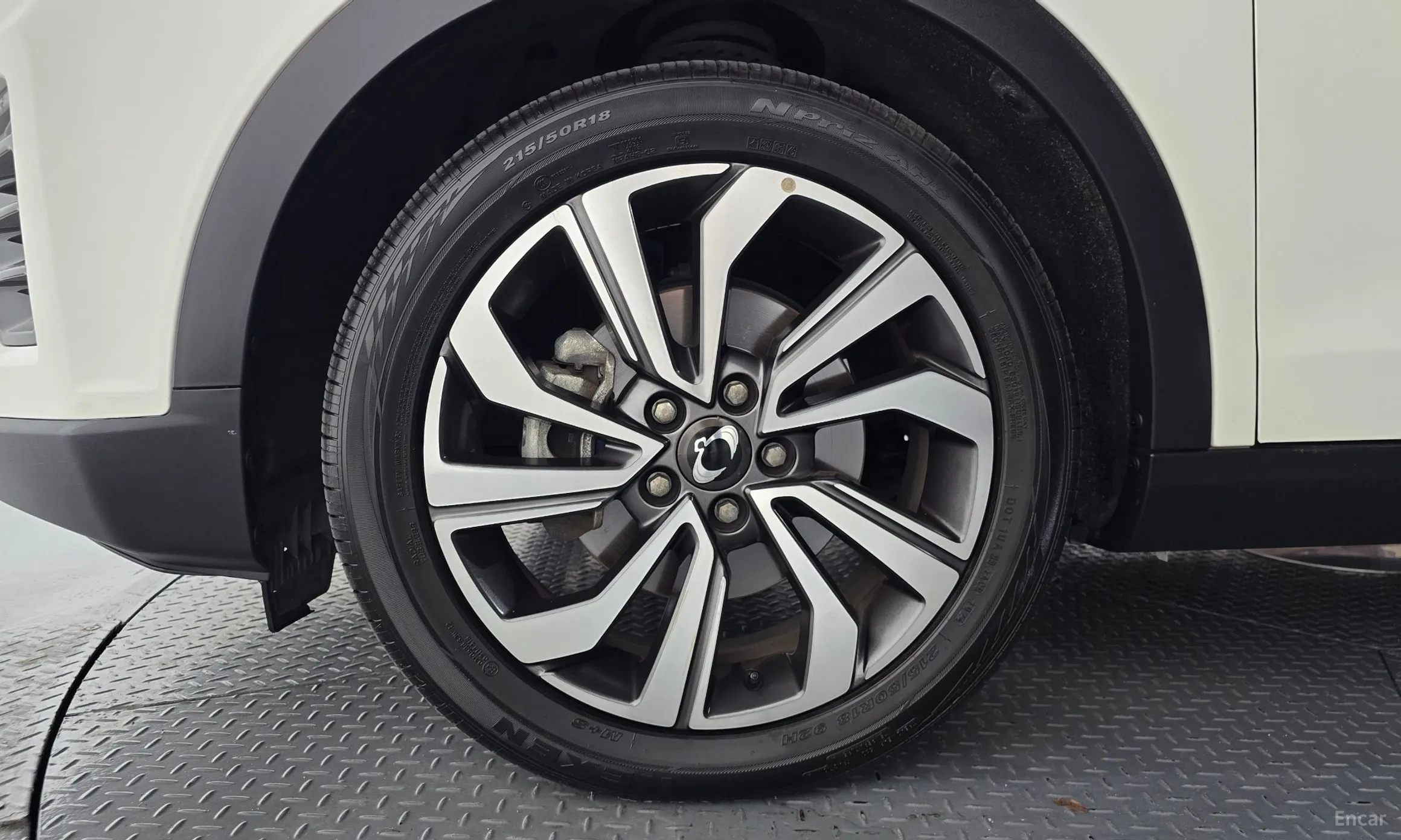 KG Mobility (SsangYong) Berry New Tivoli превью 5