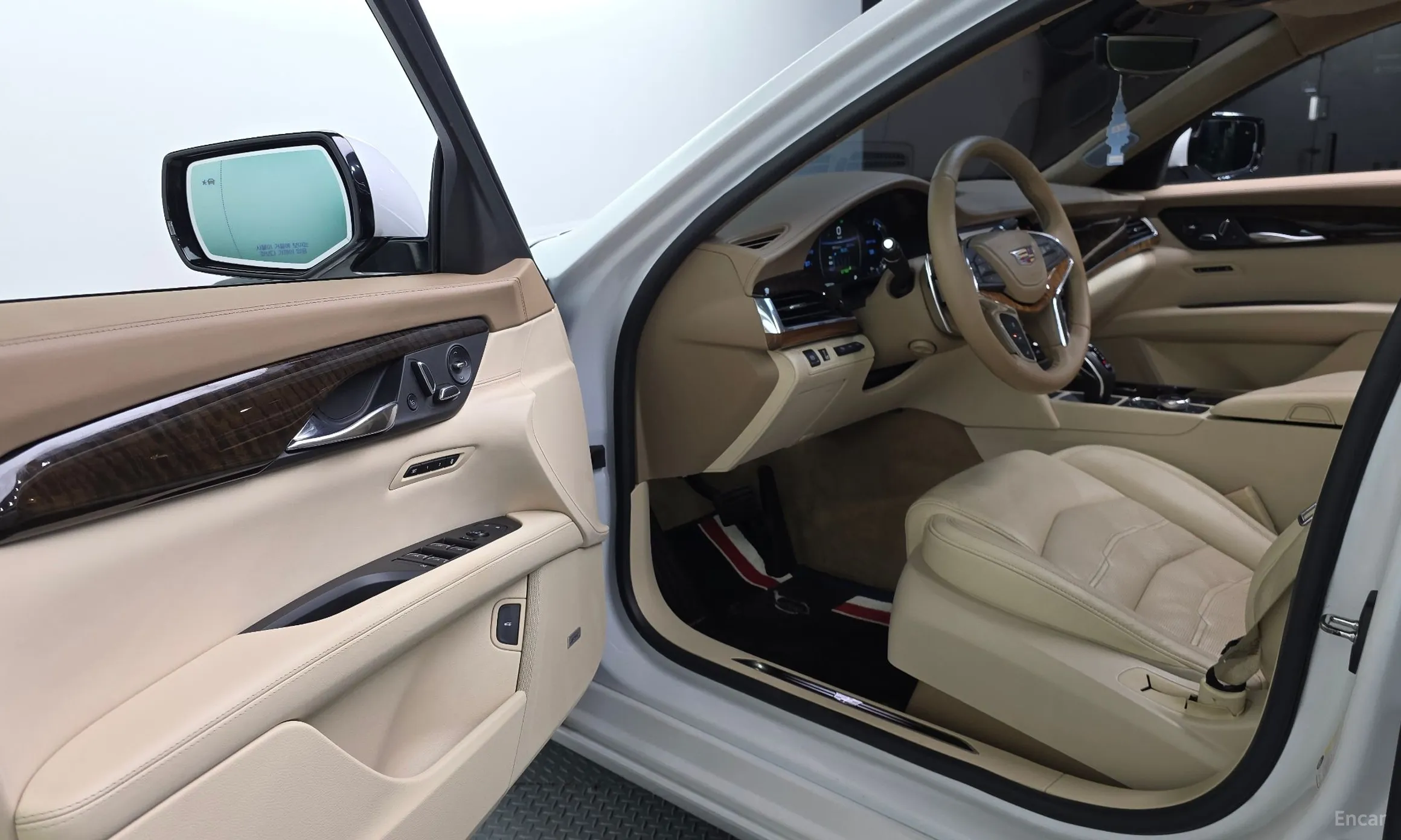 Cadillac CT6 превью 10