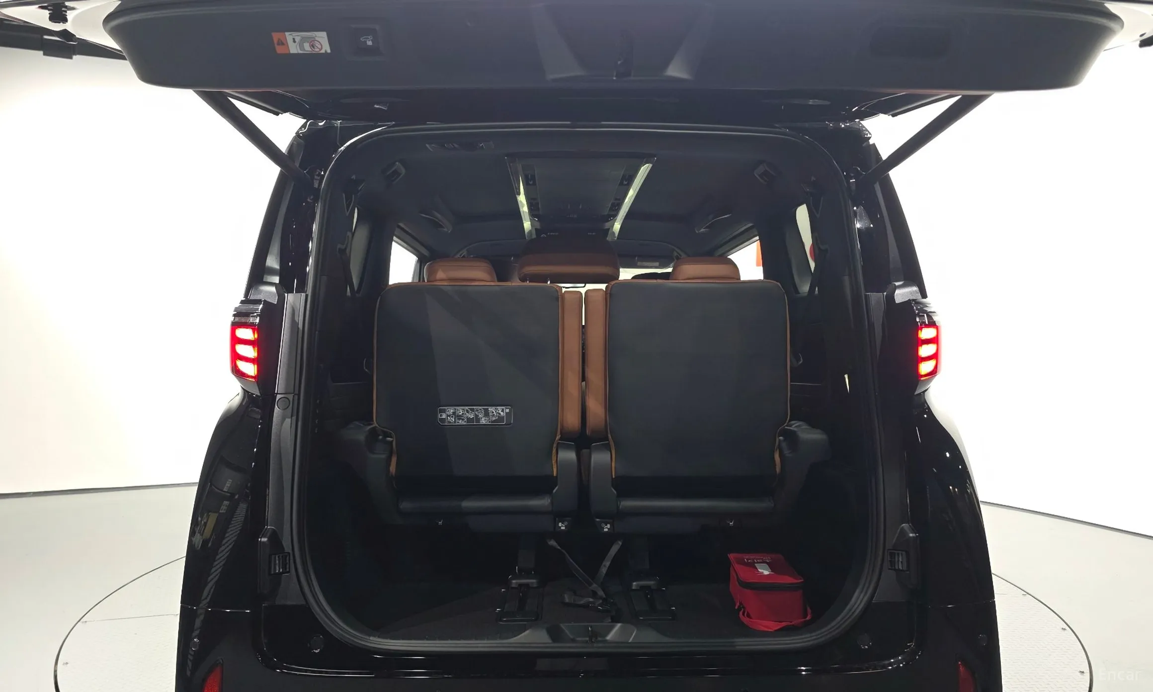 Toyota Alphard 4th Generation превью 20