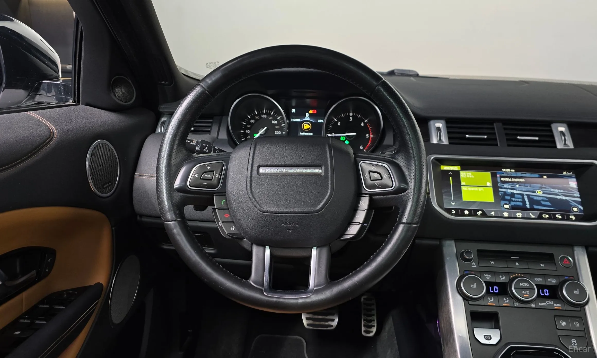 Land Rover Range Rover Evoque превью 12