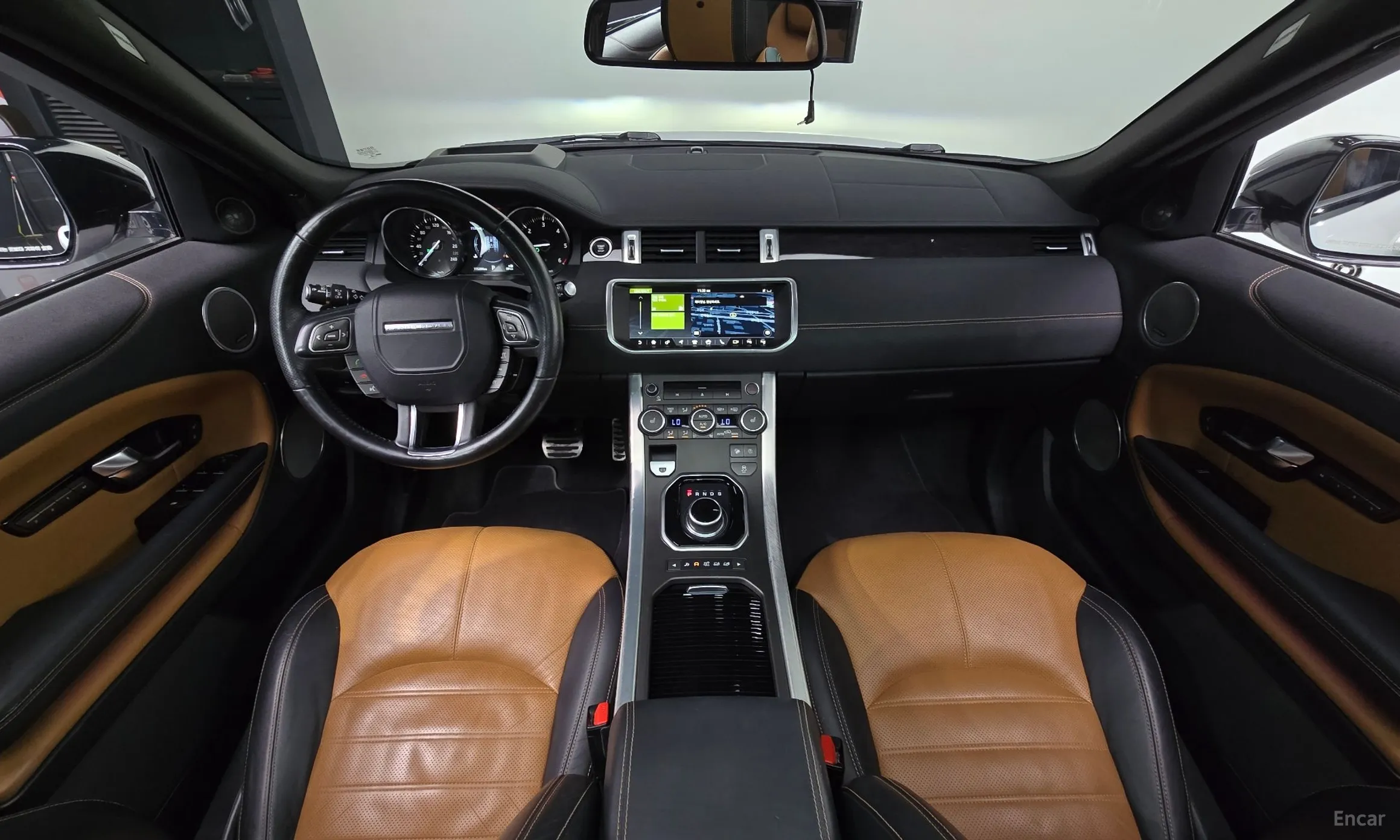Land Rover Range Rover Evoque превью 7