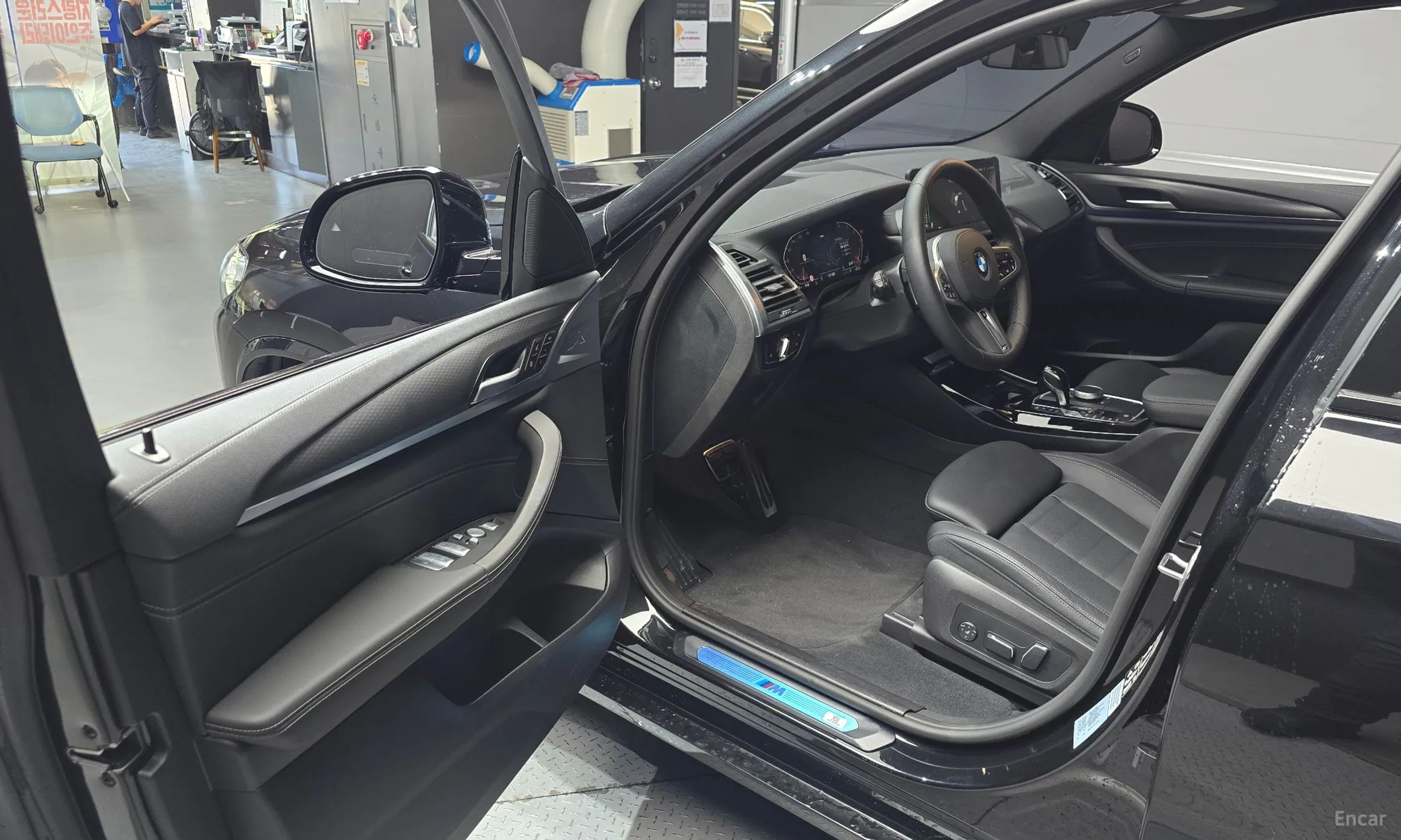 BMW X3 (G01) превью 10