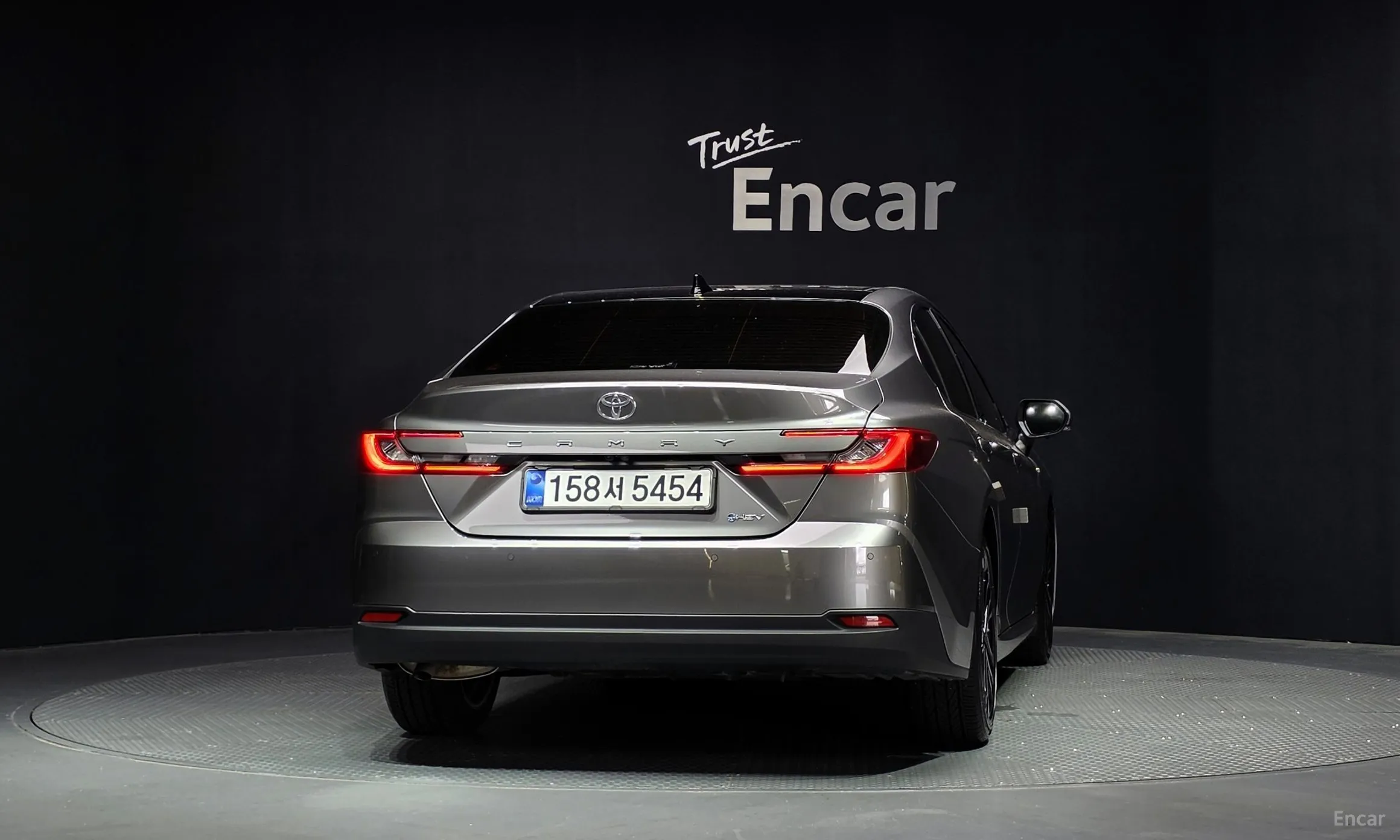 Toyota Camry (XV80) превью 4