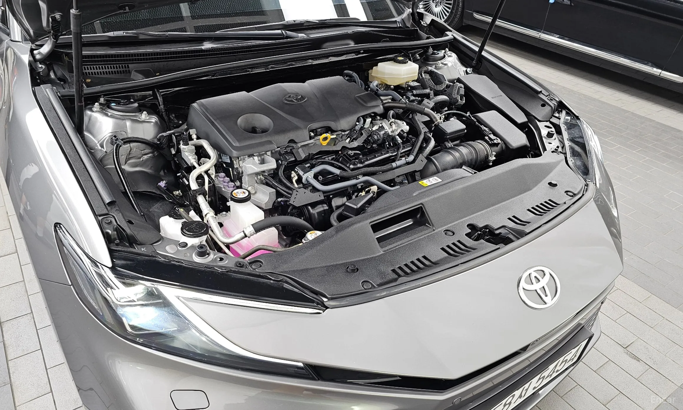 Toyota Camry (XV80) превью 6