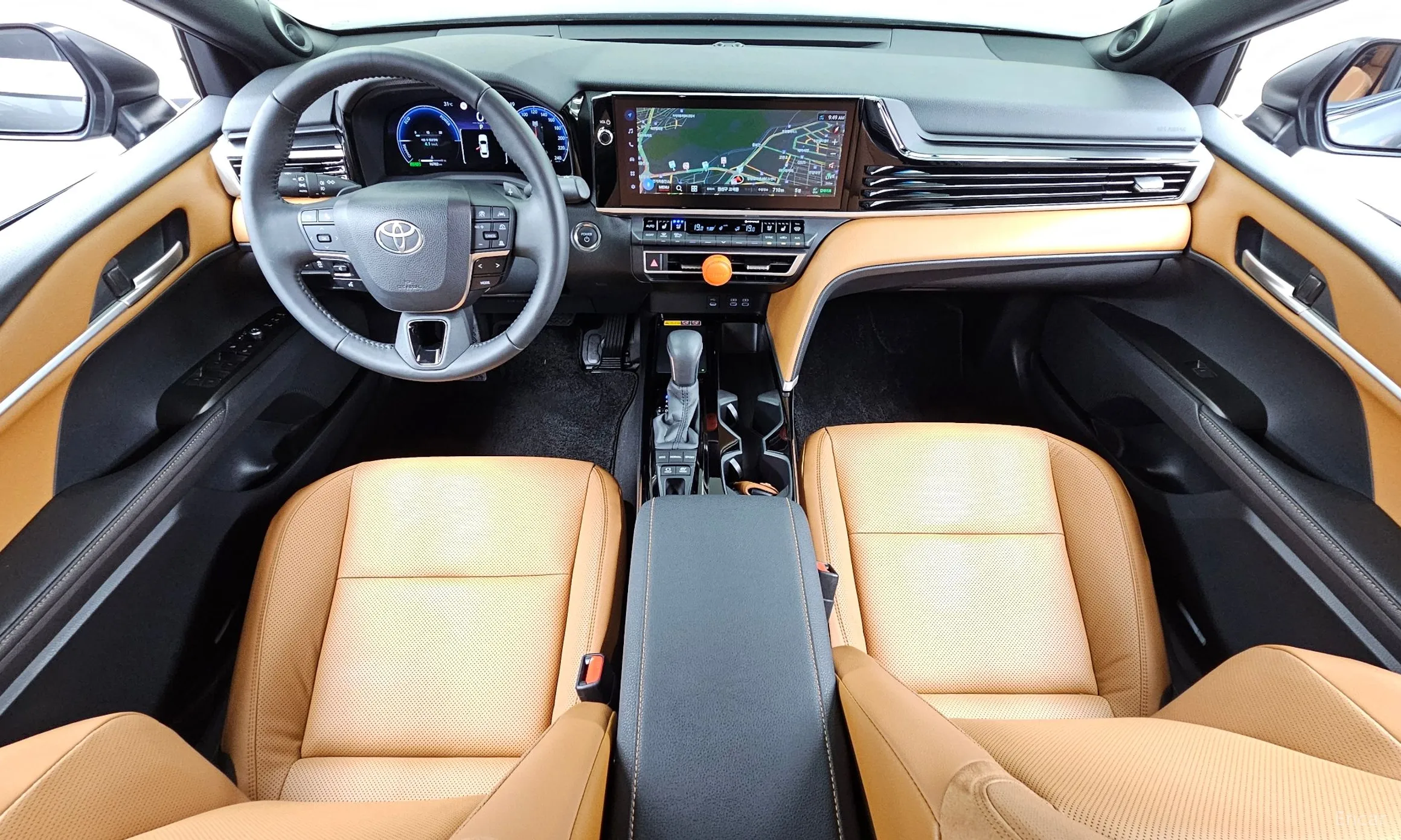 Toyota Camry (XV80) превью 7