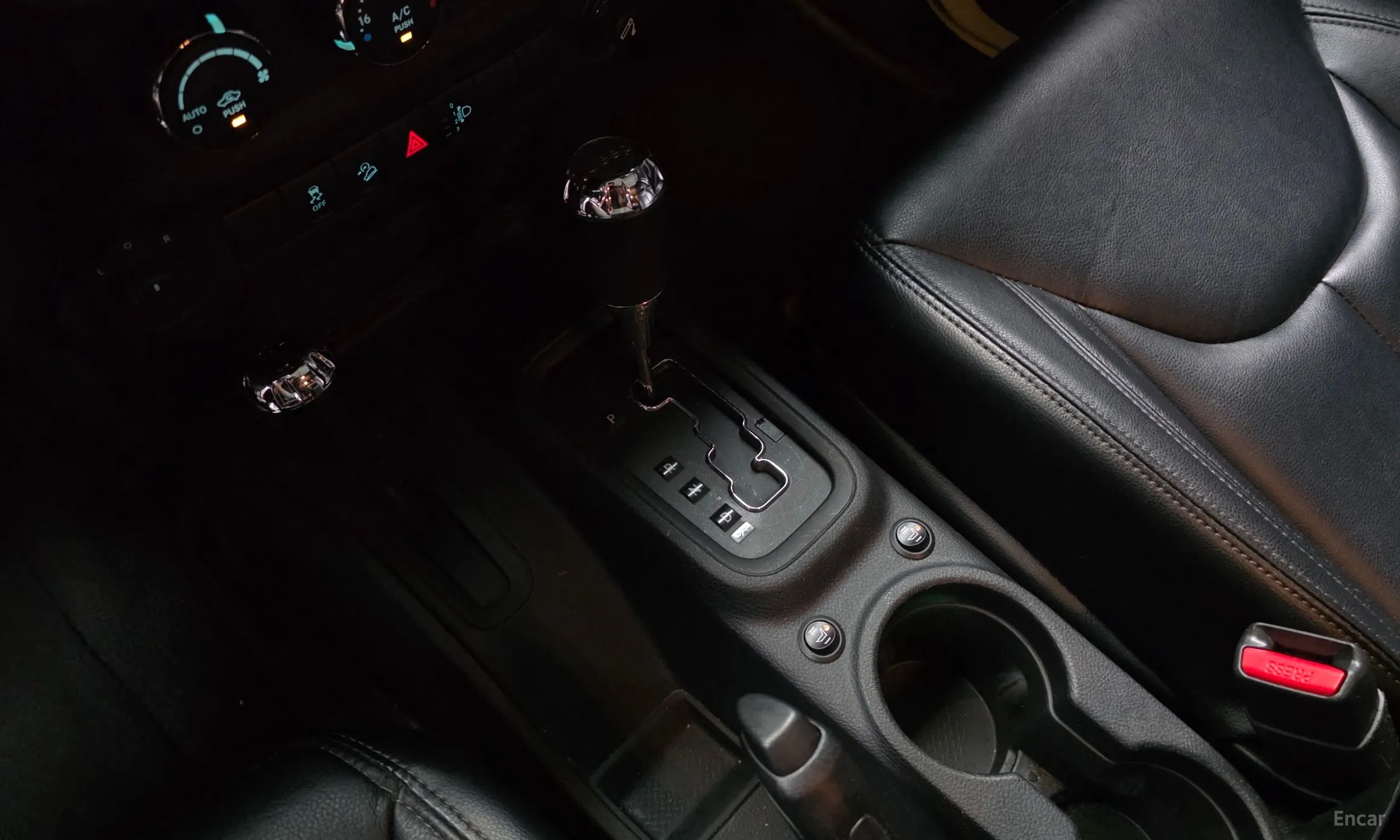 Jeep Wrangler (JK) превью 9