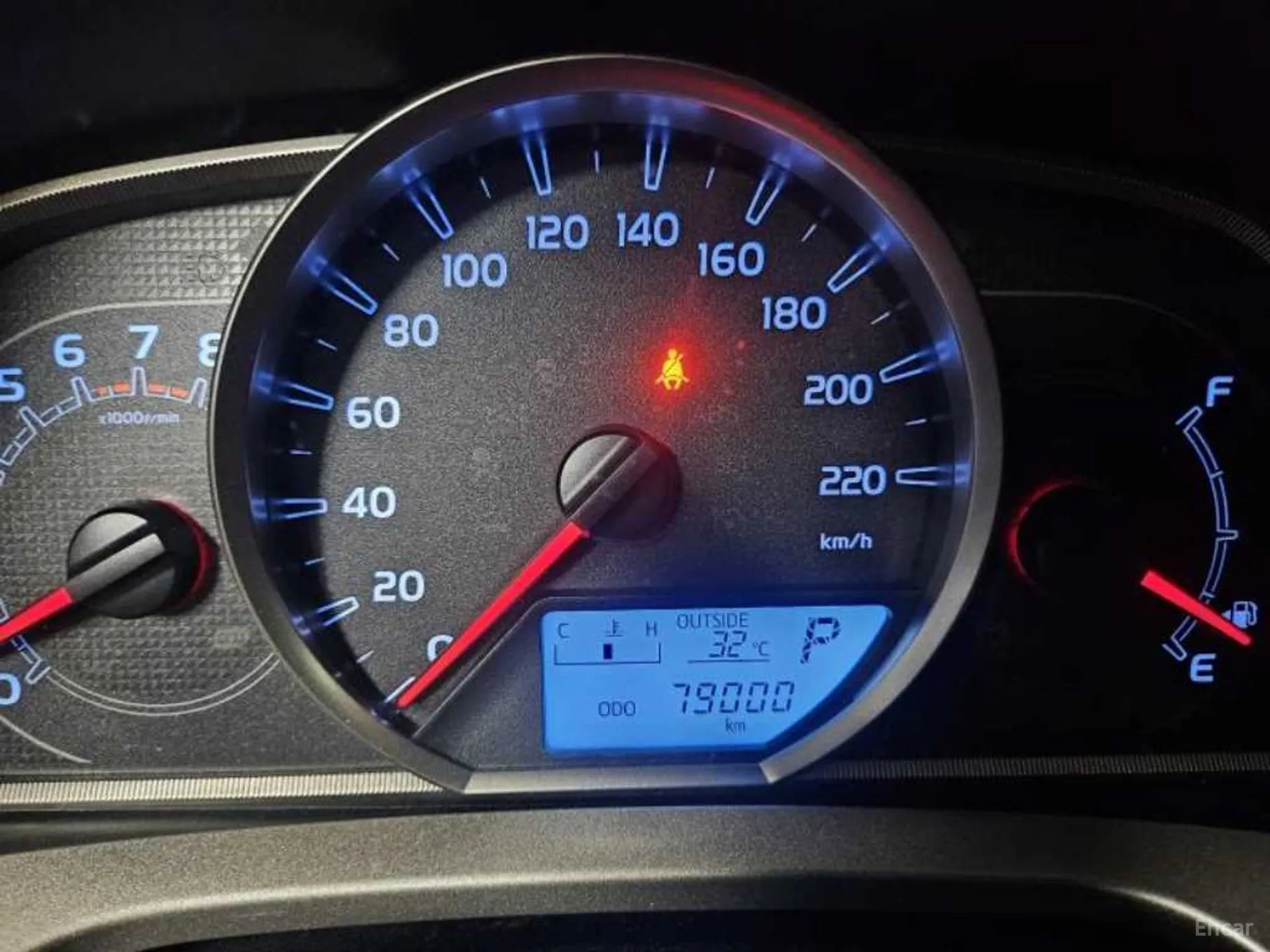 Toyota RAV4 превью 7