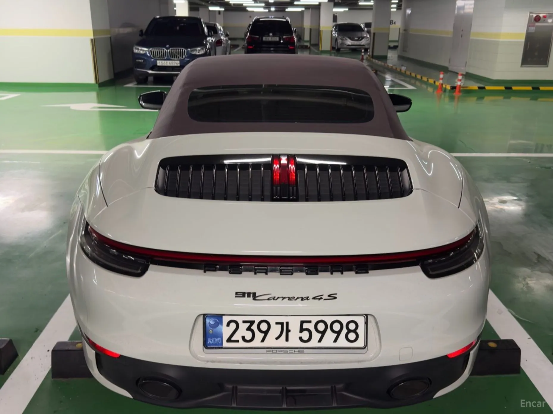 Porsche 911 (992) превью 4
