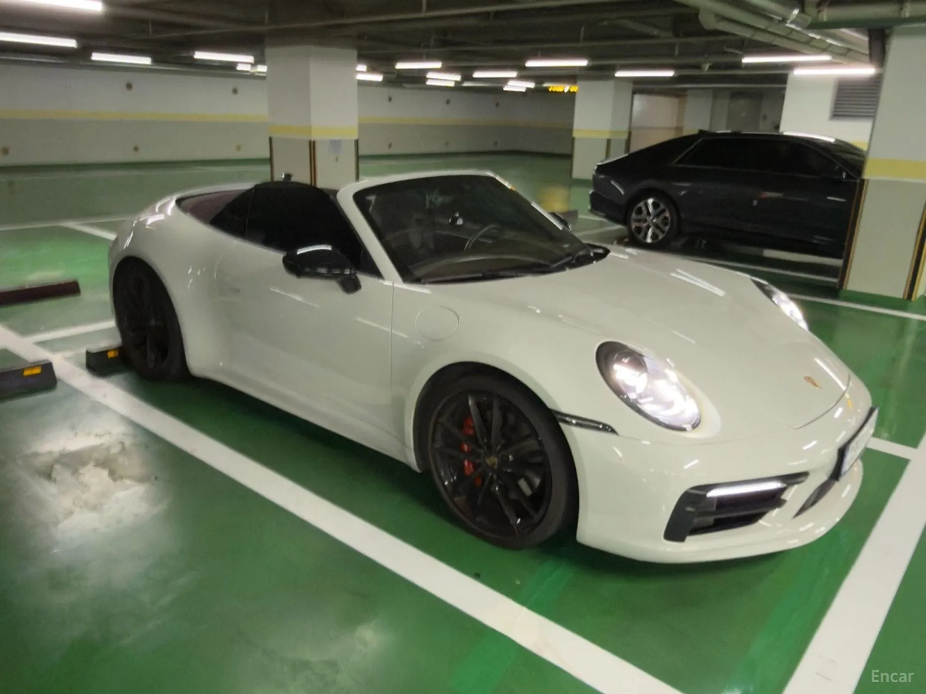 Porsche 911 (992) превью 6