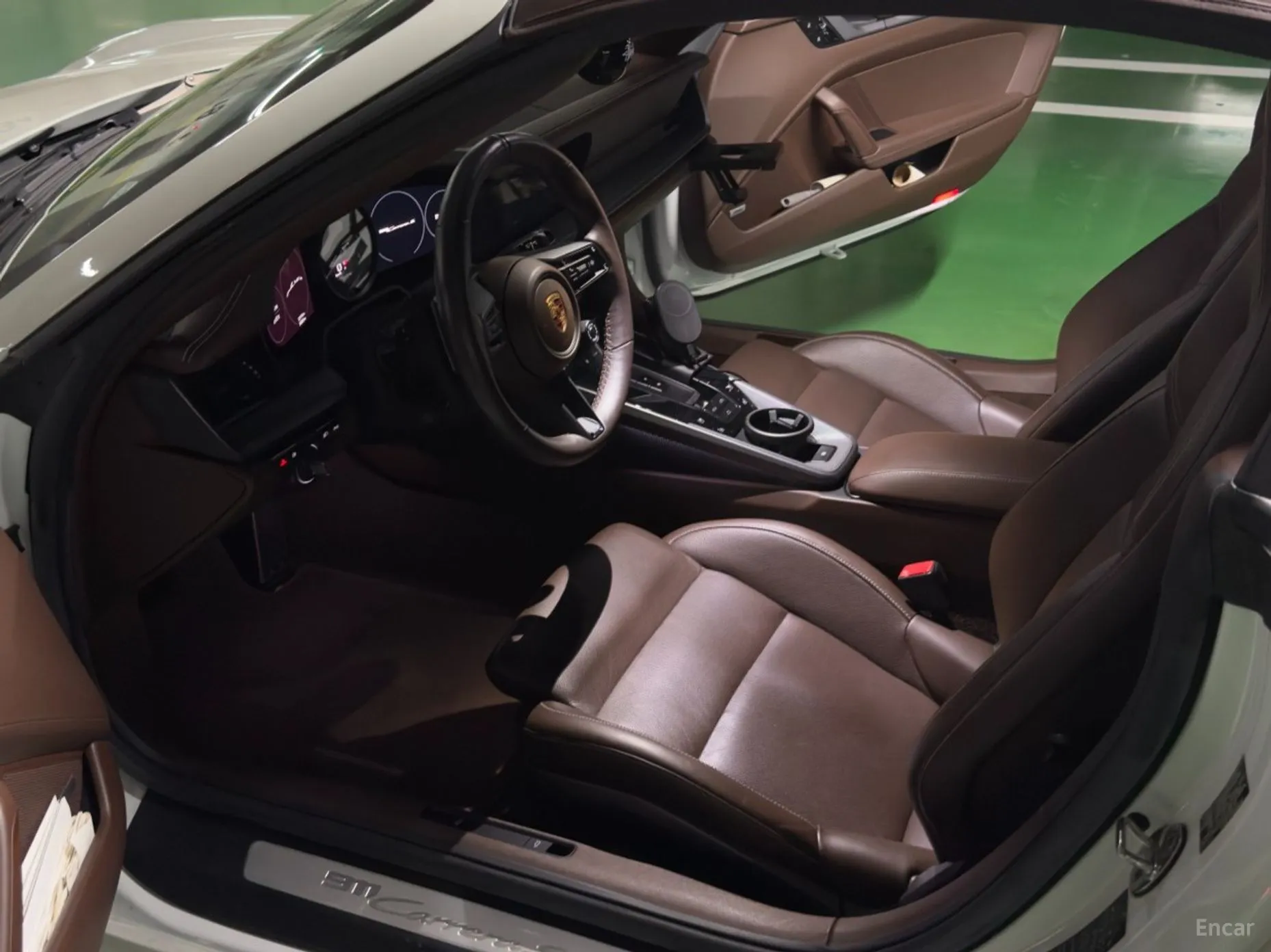 Porsche 911 (992) превью 7