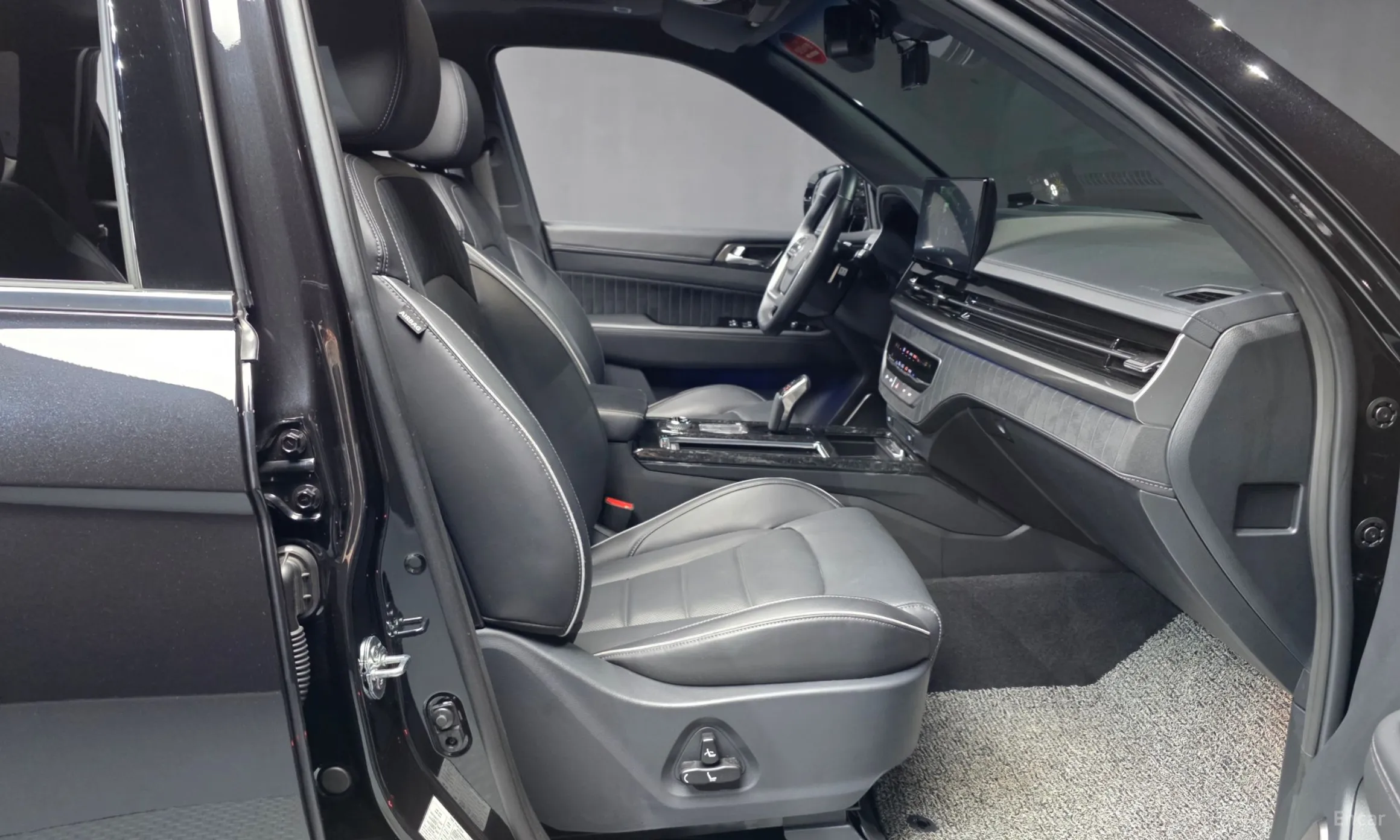 KG Mobility (SsangYong) Rexton New Arena превью 11