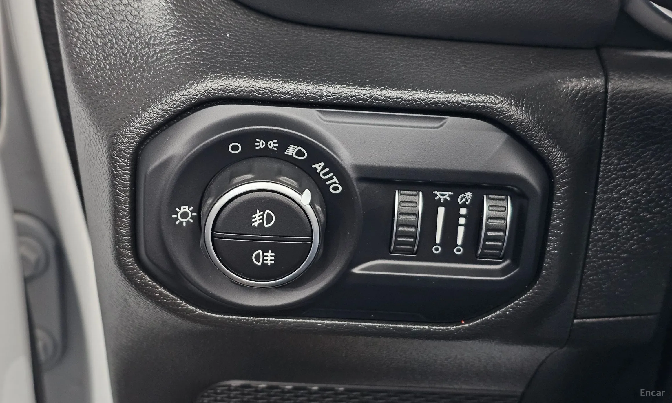 Jeep Wrangler (JL) превью 20